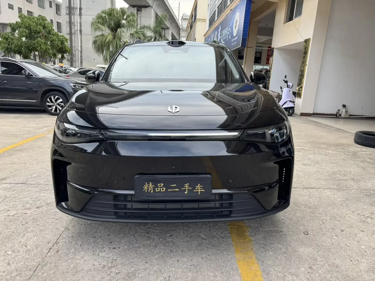 Leapmotor C16