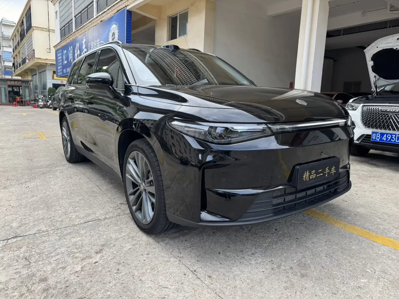 Leapmotor C16