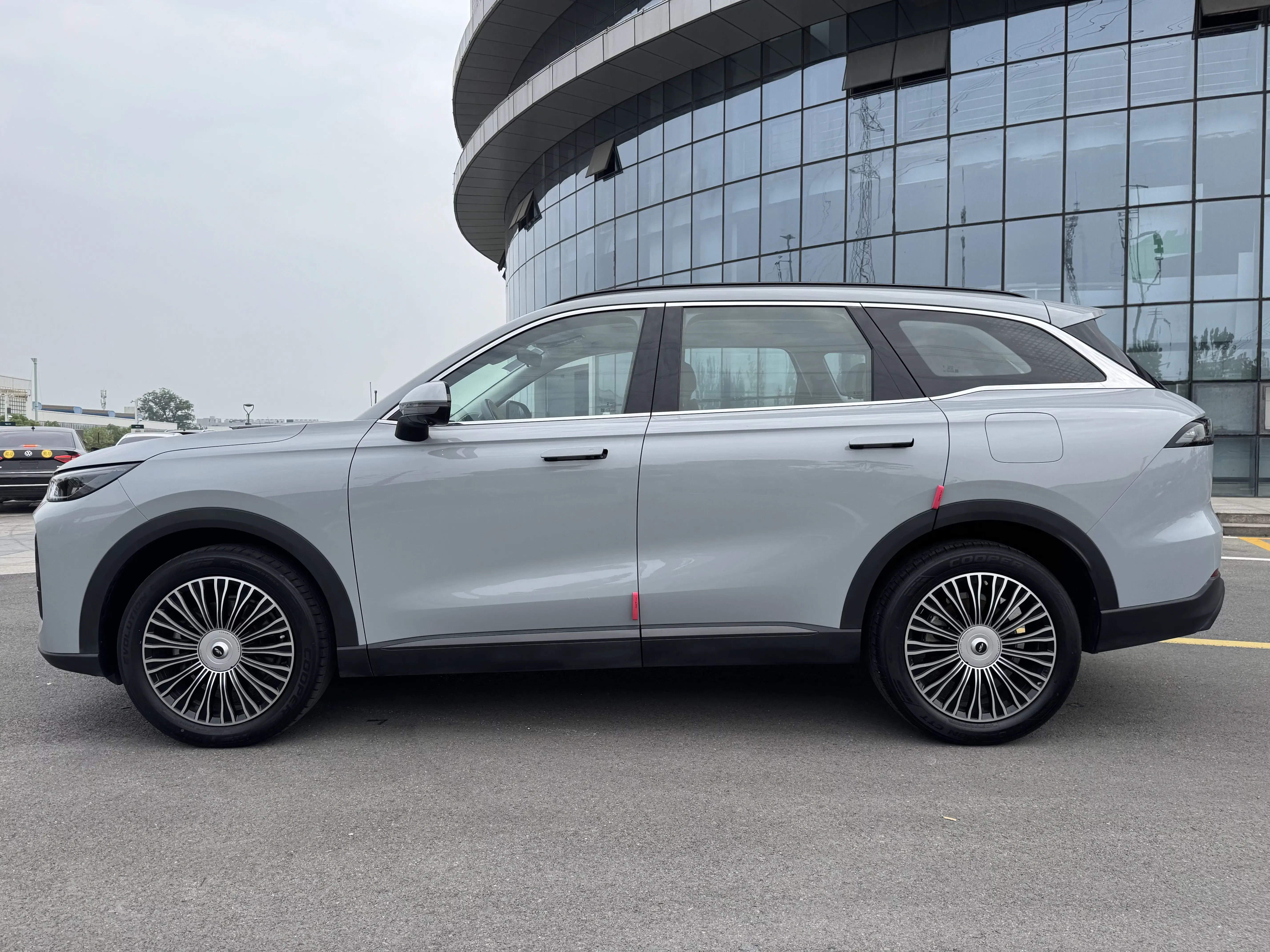 Chery Fengyun T9