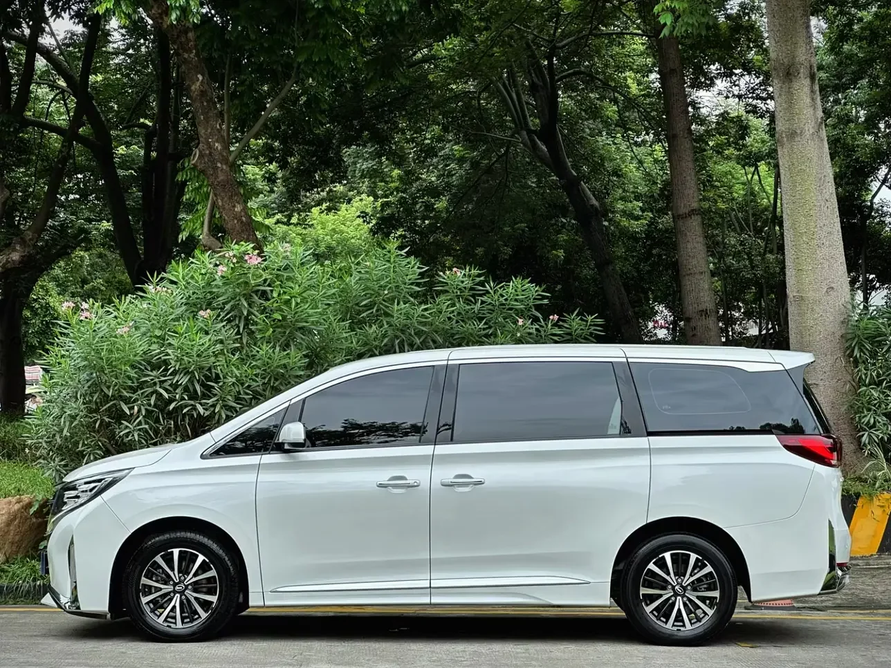 GAC Trumpchi M8
