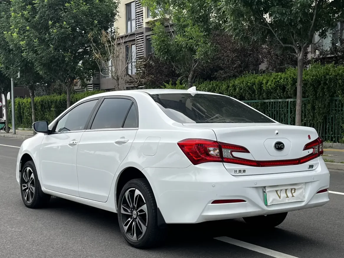 BYD QinEV