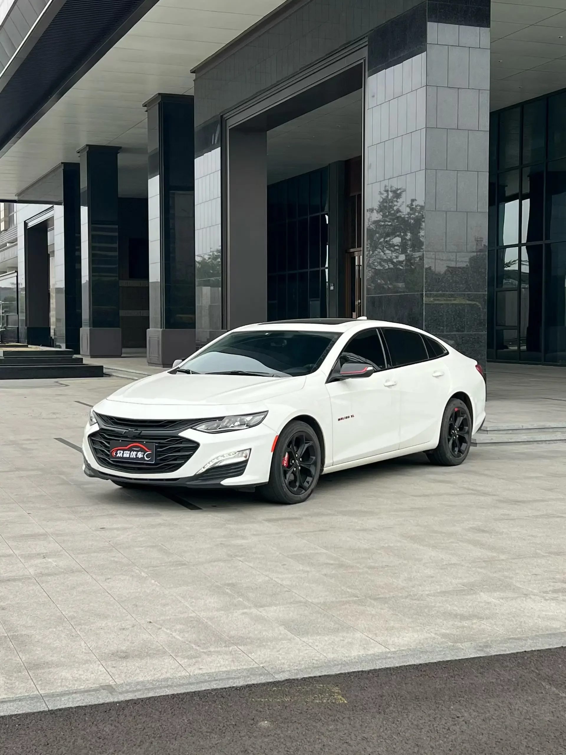 Chevrolet Malibu XL