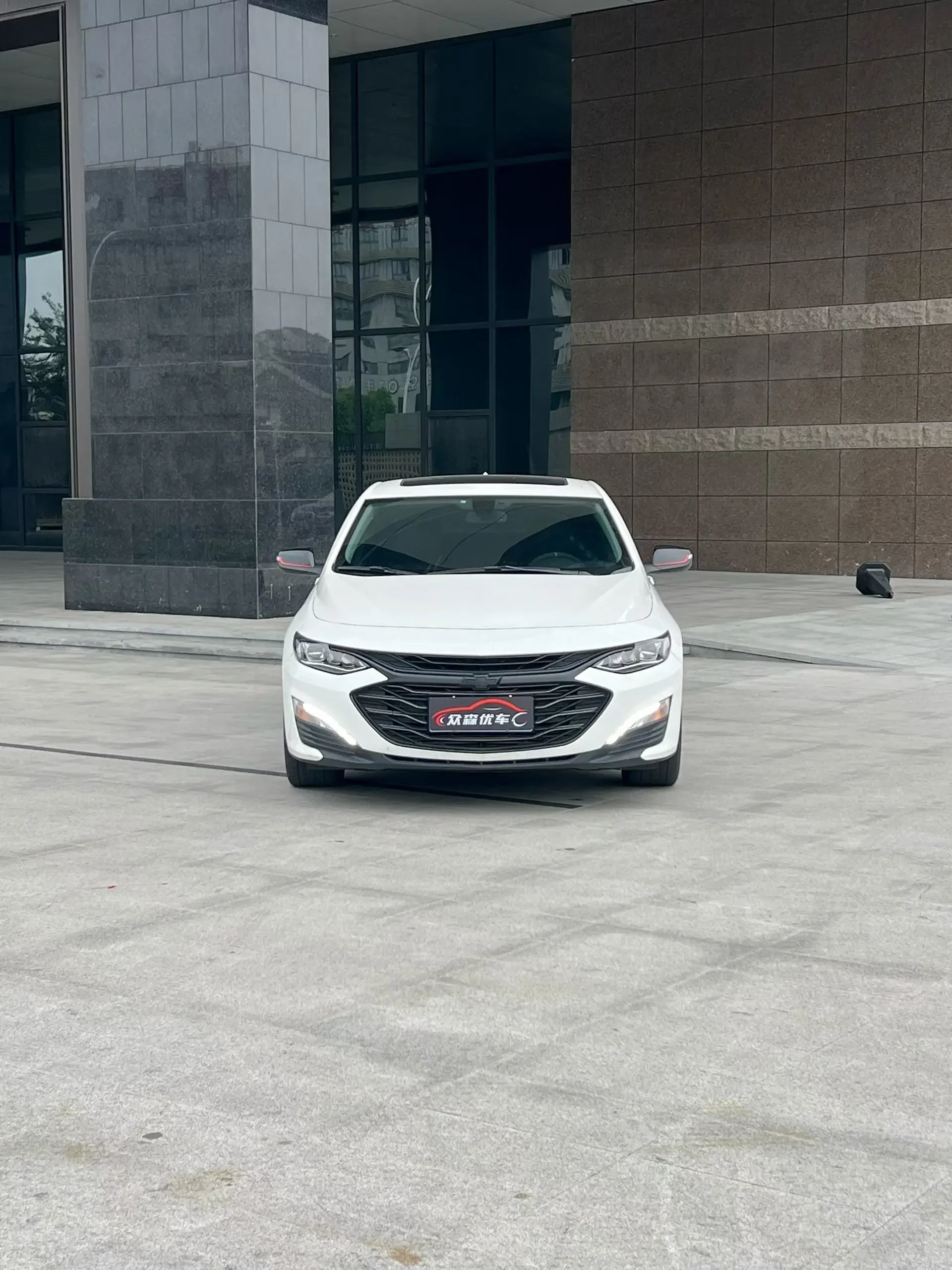 Chevrolet Malibu XL