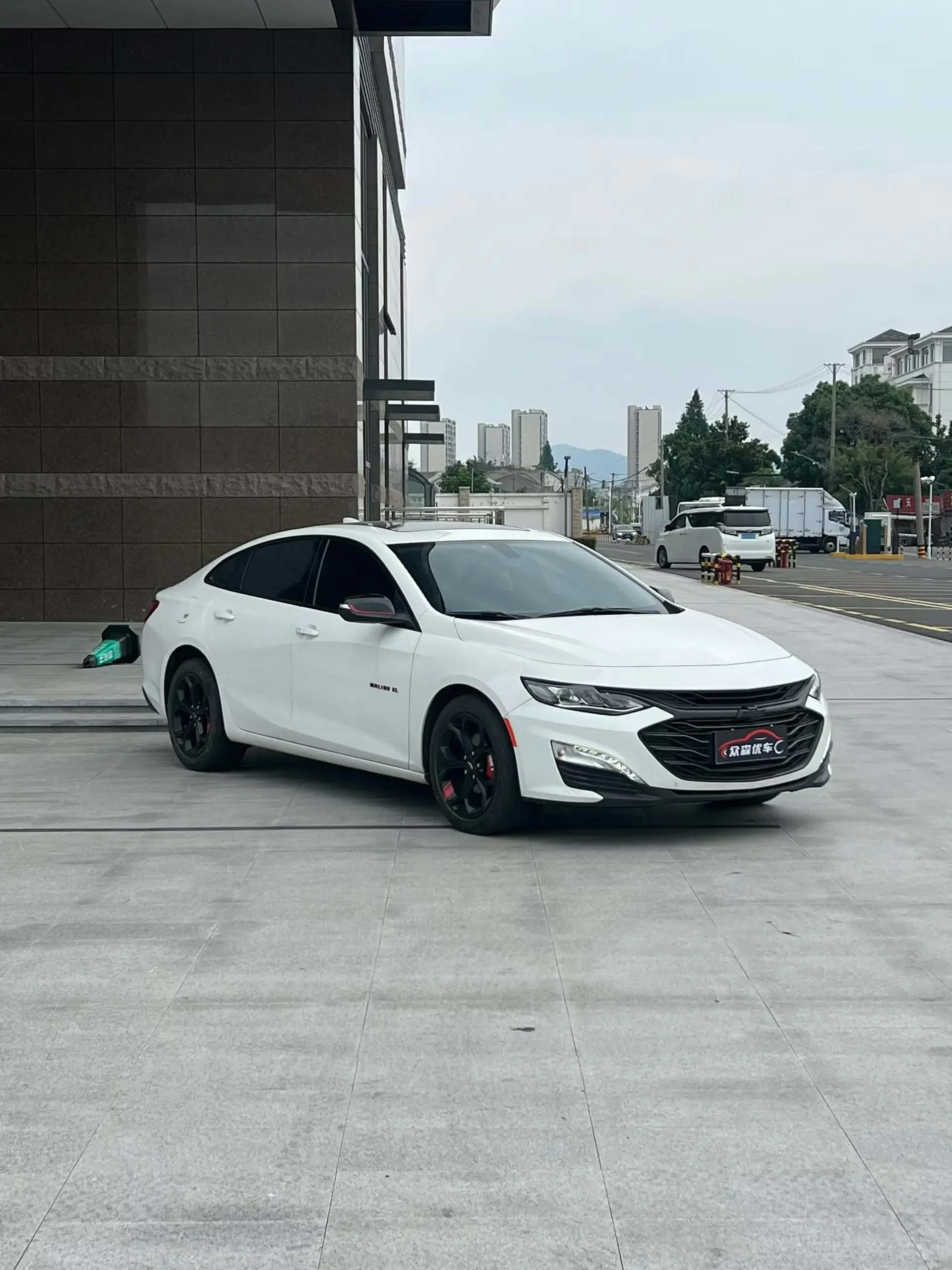 Chevrolet Malibu XL