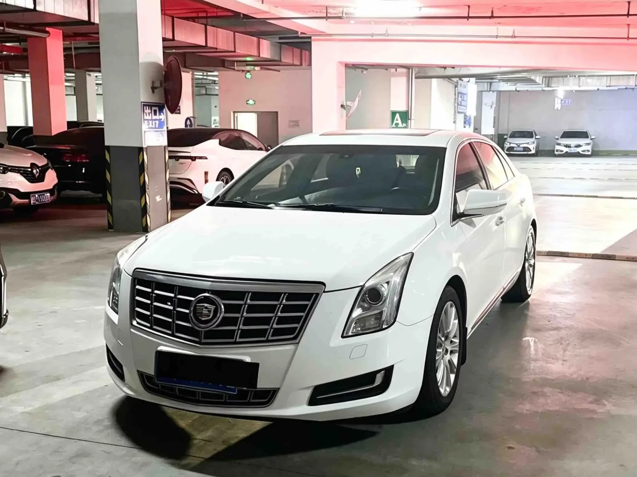 Cadillac XTS