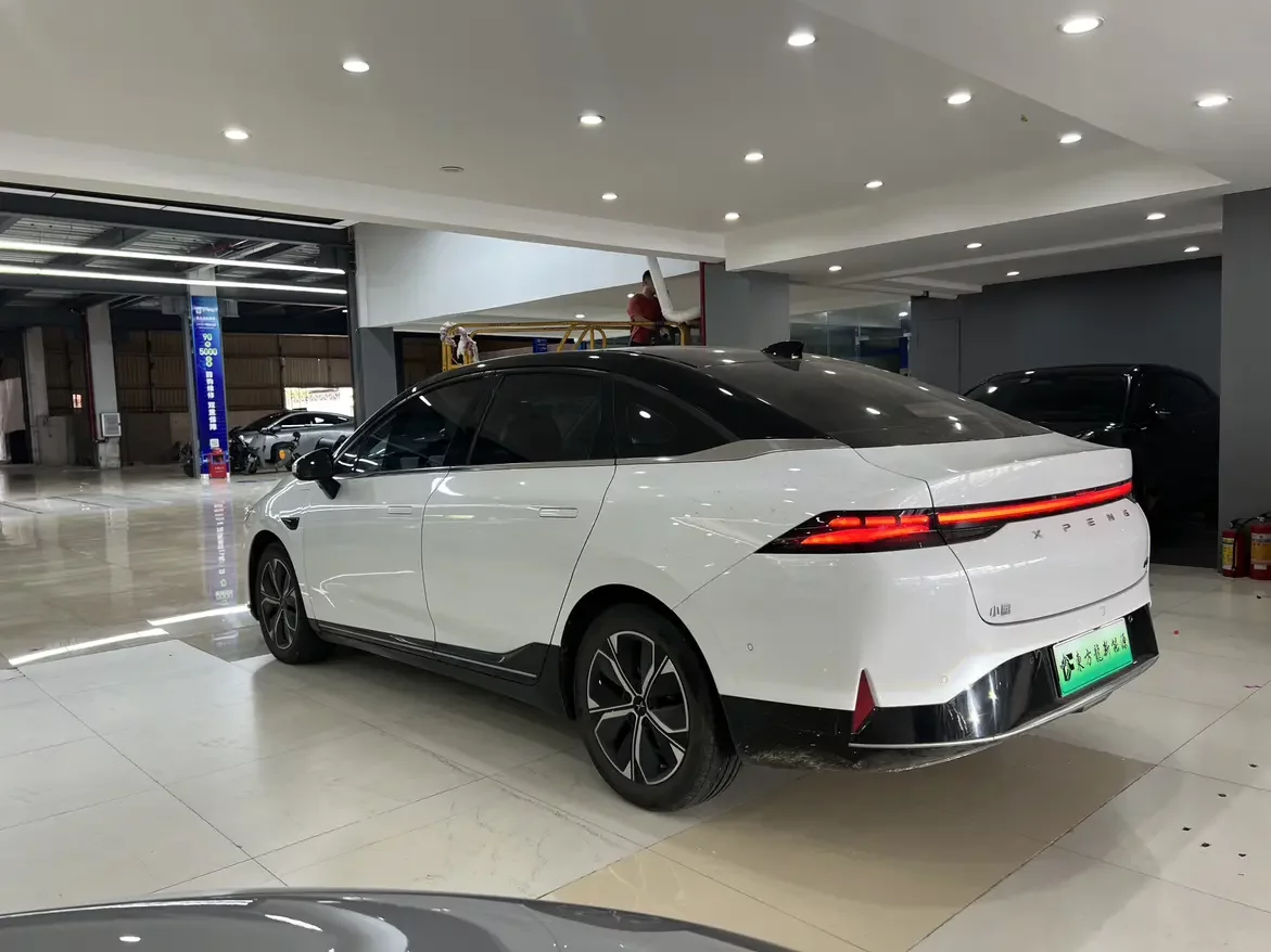 Xpeng P5
