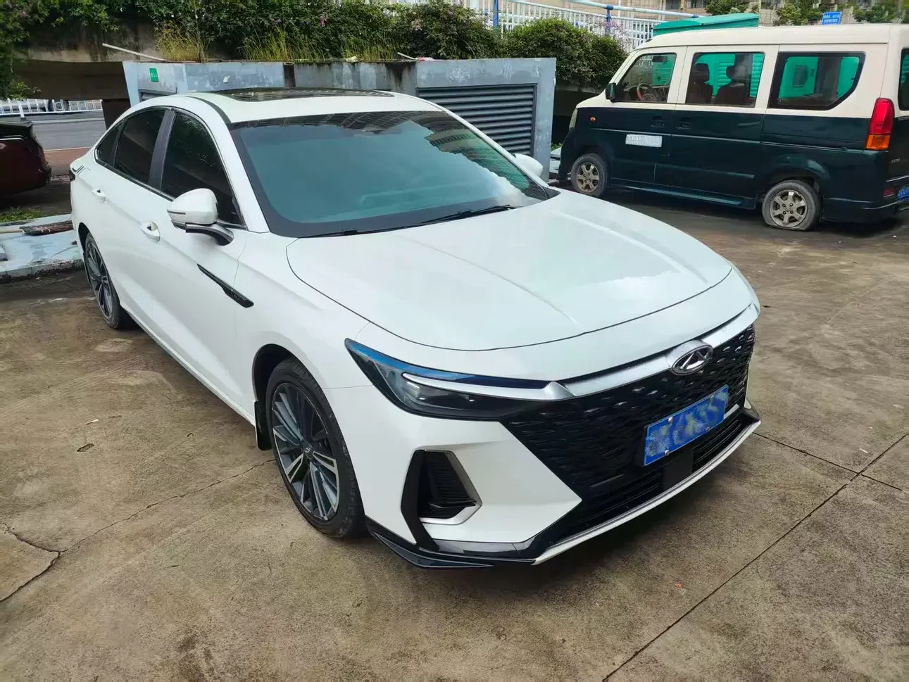 Chery Arrizo 8
