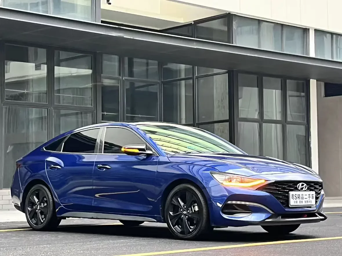 Hyundai Lafesta