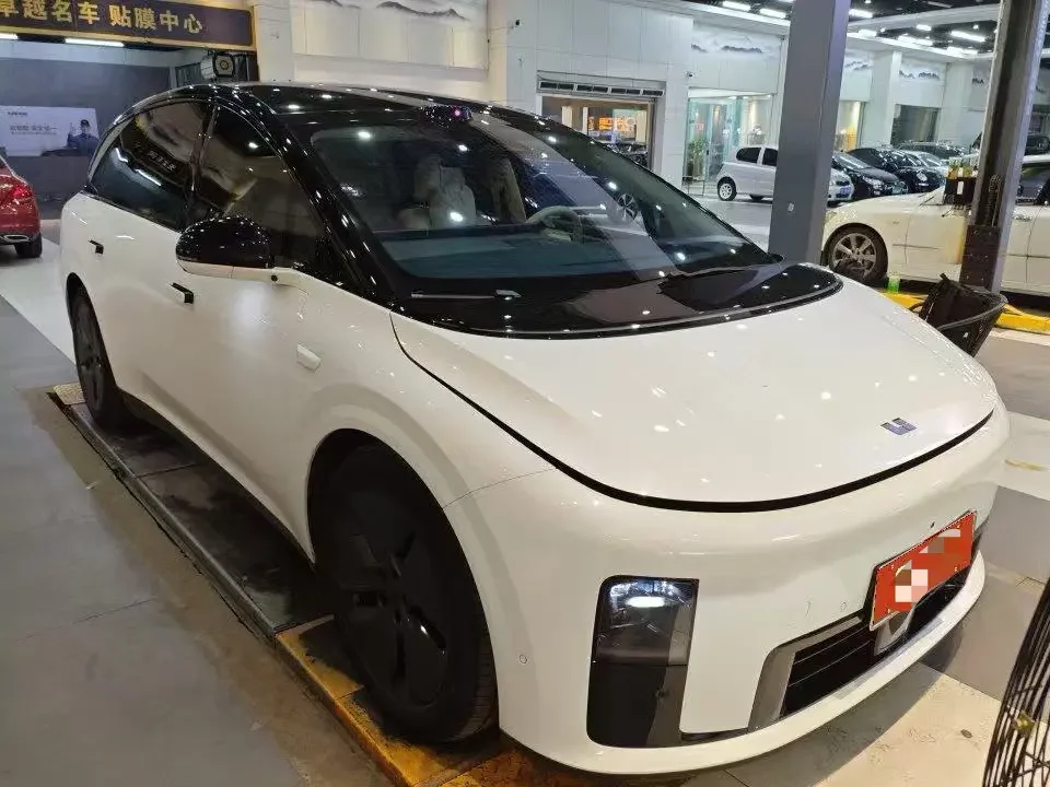 Li Ideal i8