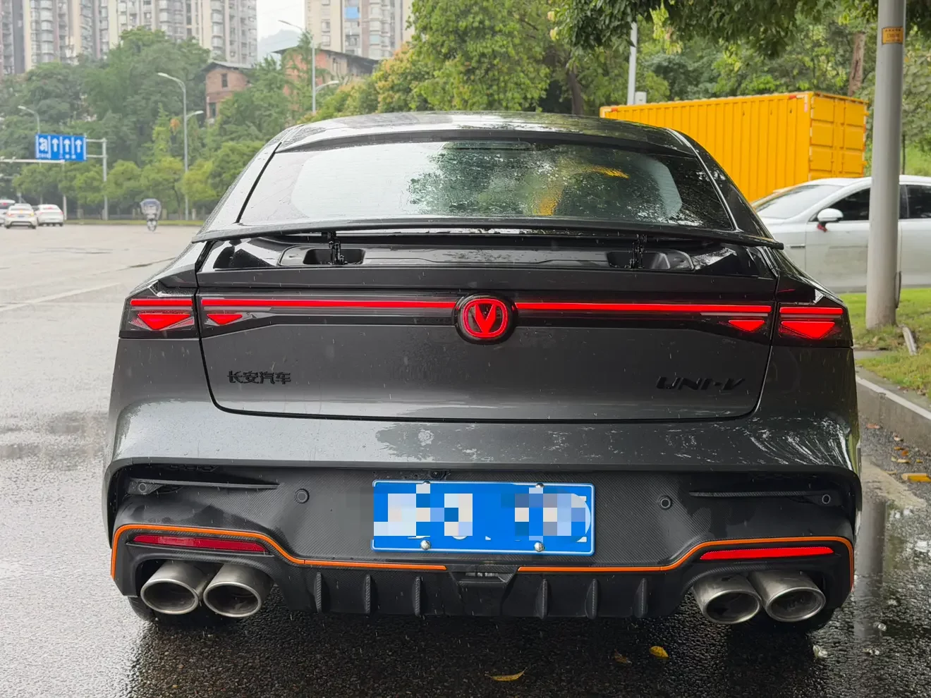 Changan UNI-V