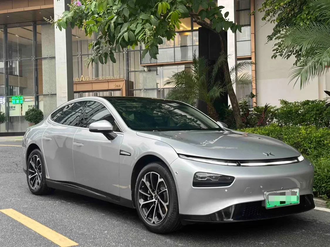 Xpeng P7