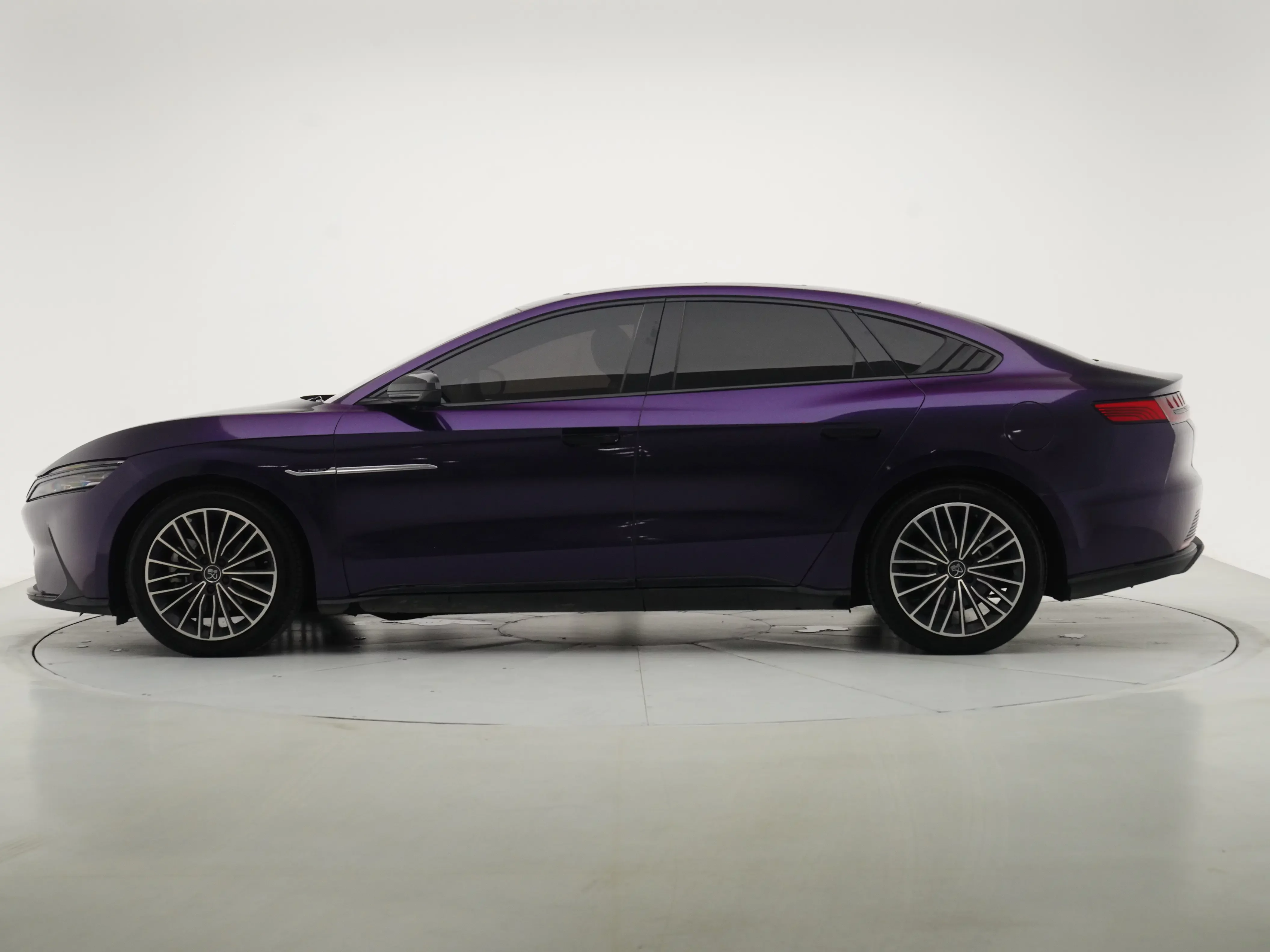 BYD Han EV