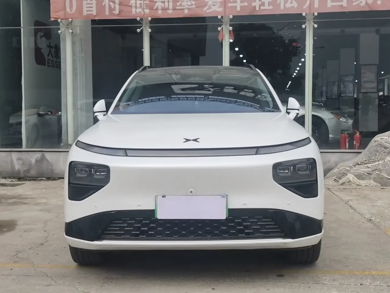 Xpeng G9