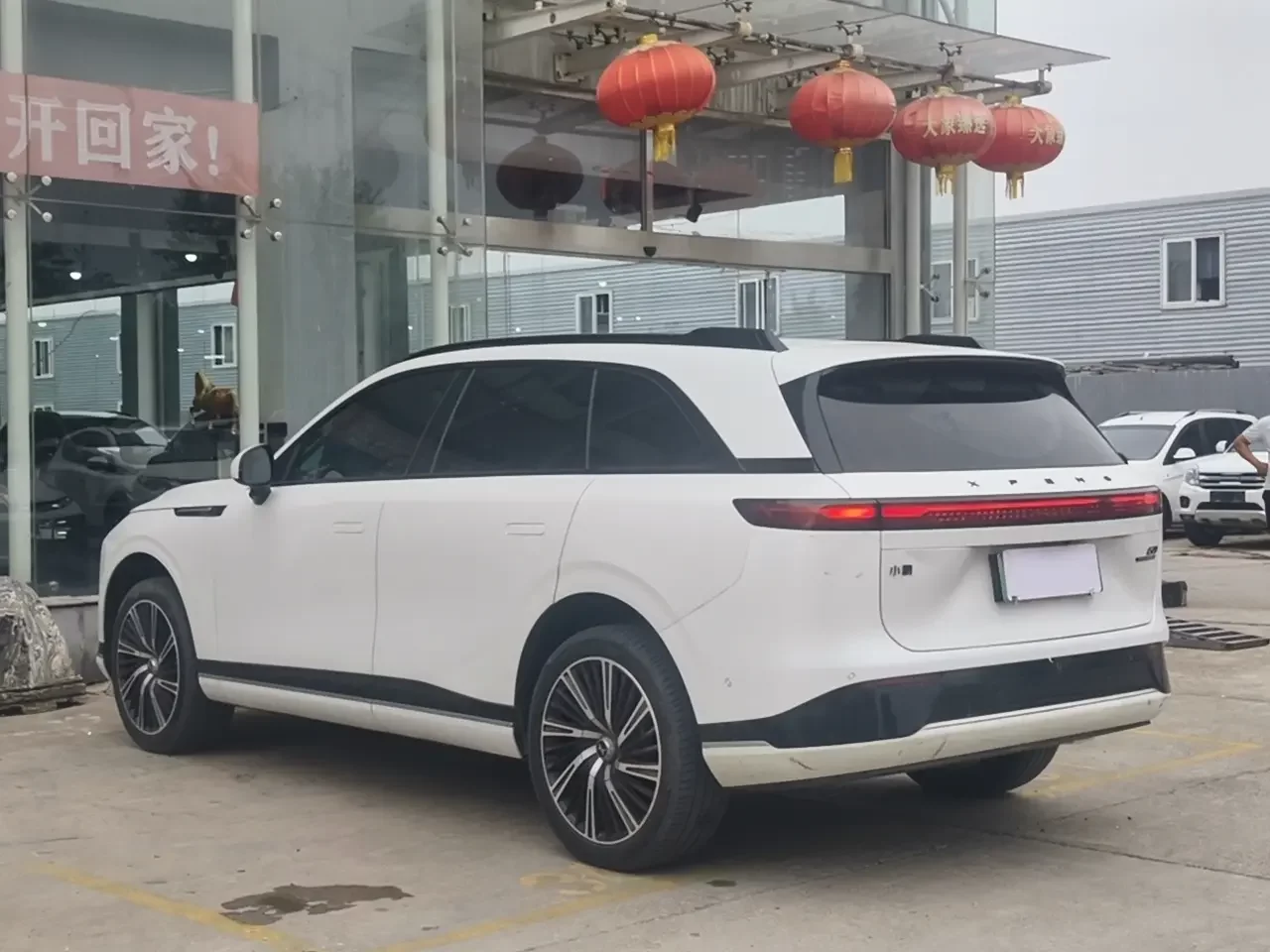 Xpeng G9