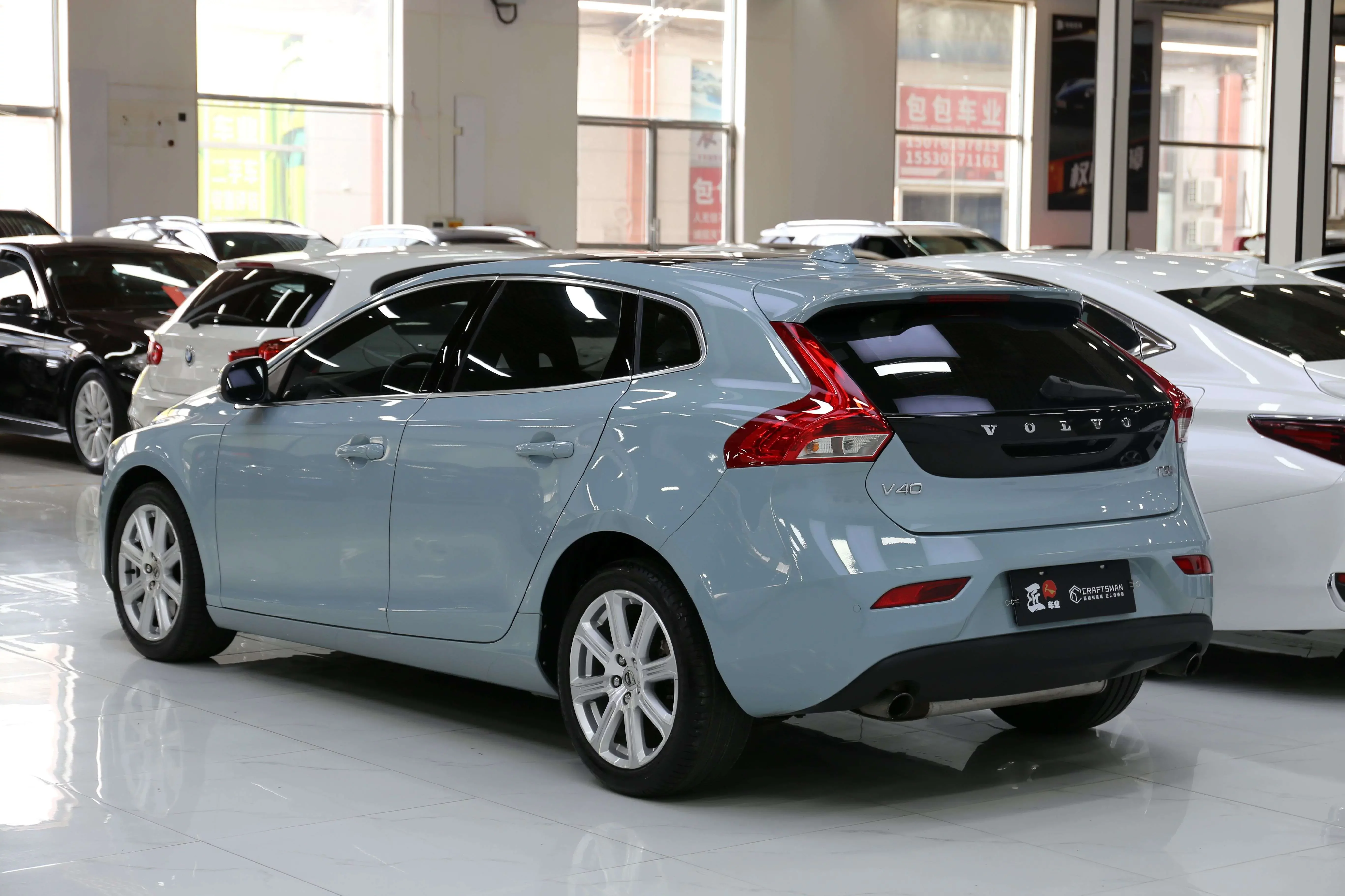 Volvo V40