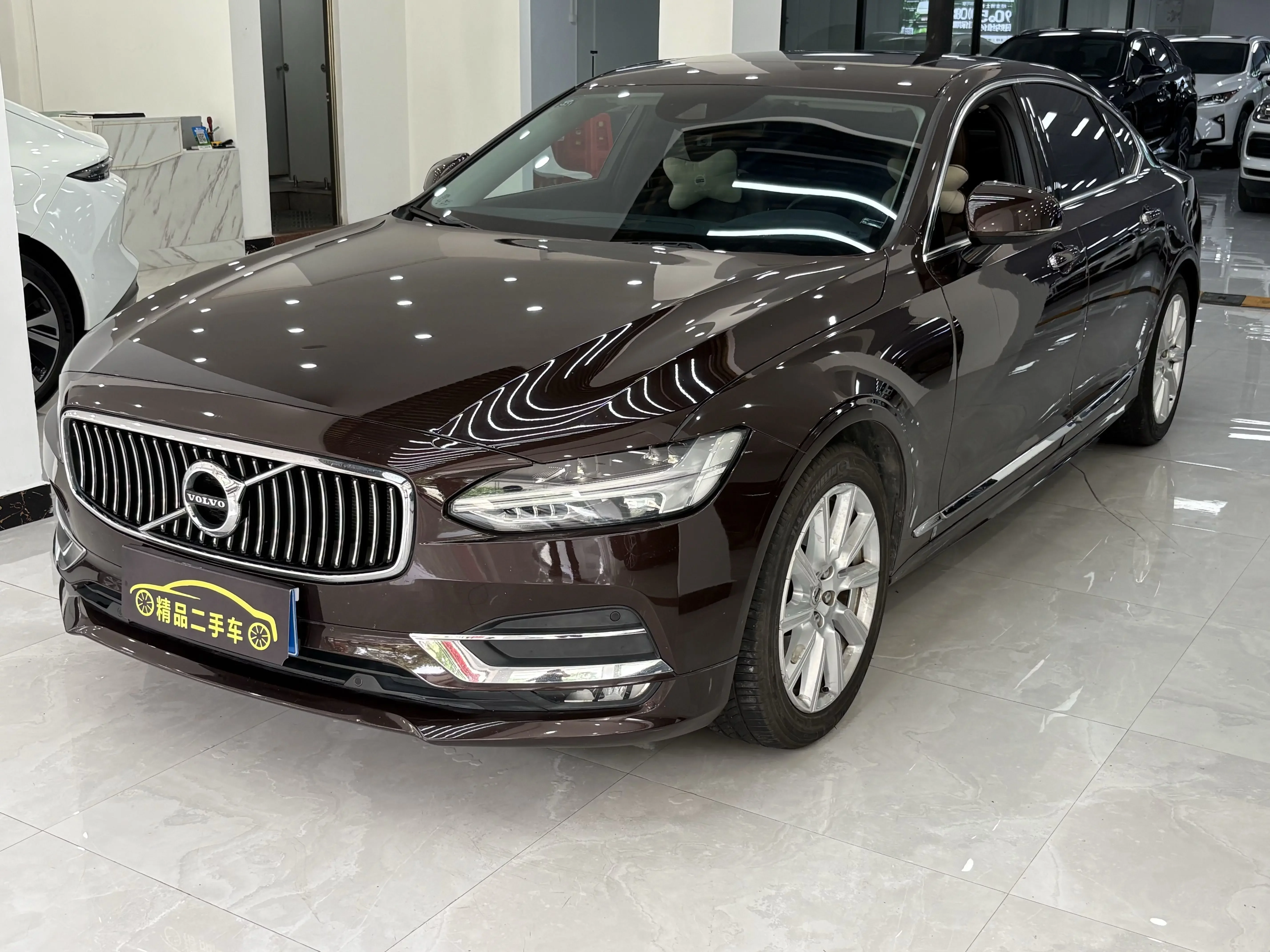 Volvo S90