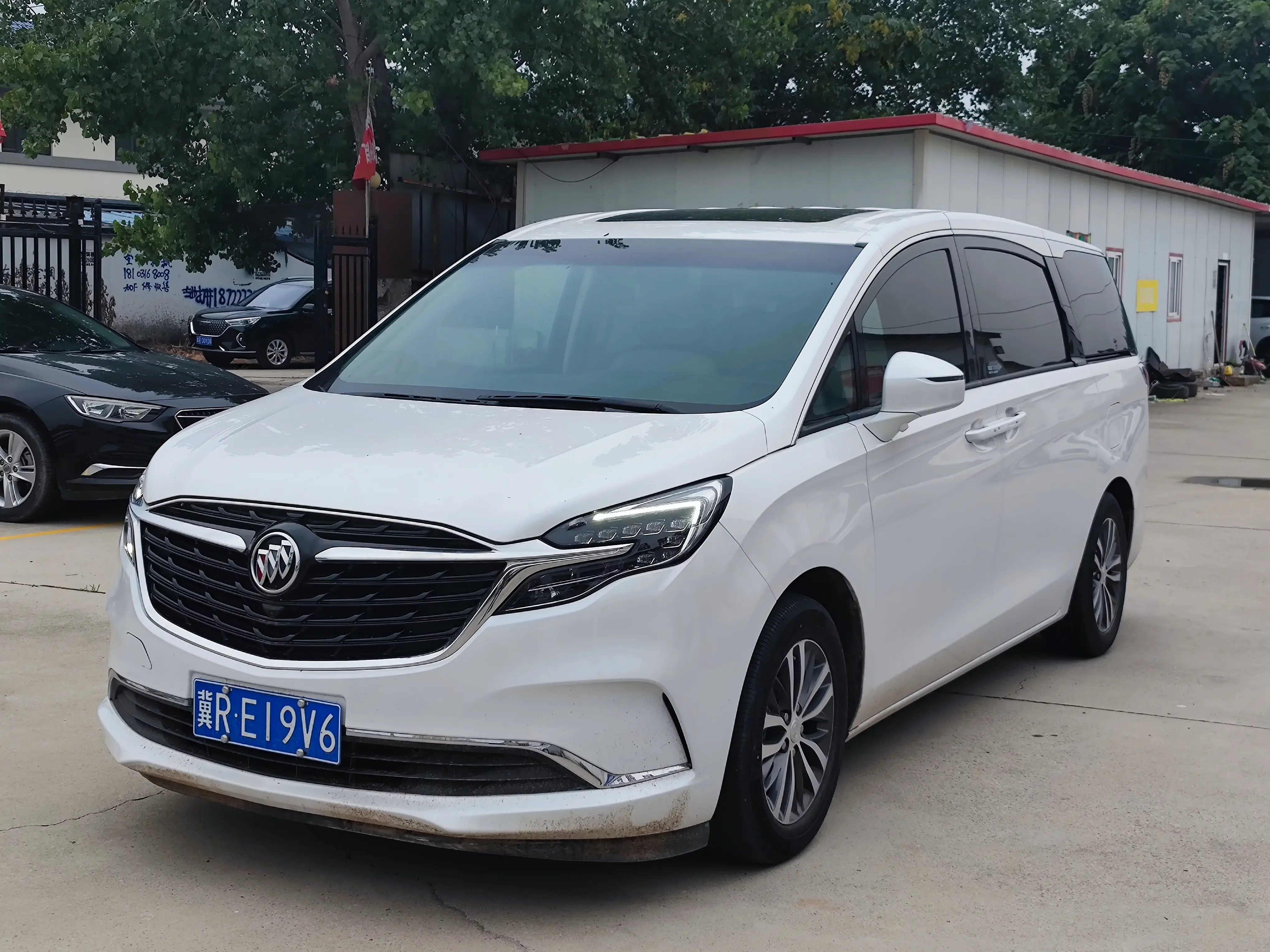 Buick GL8