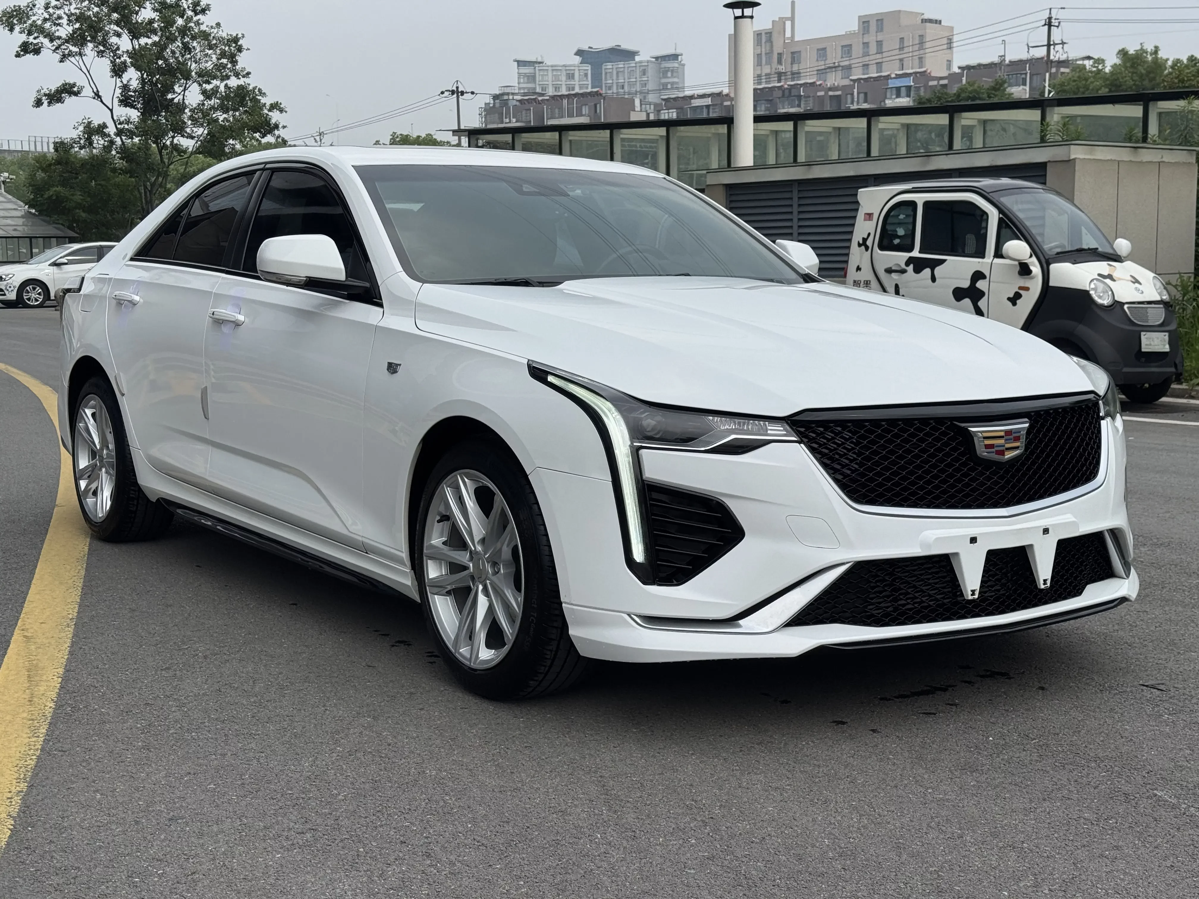 Cadillac CT4