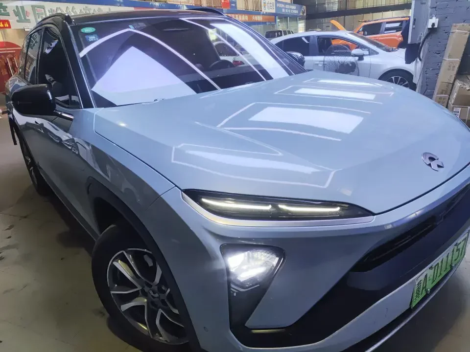 NIO ES6