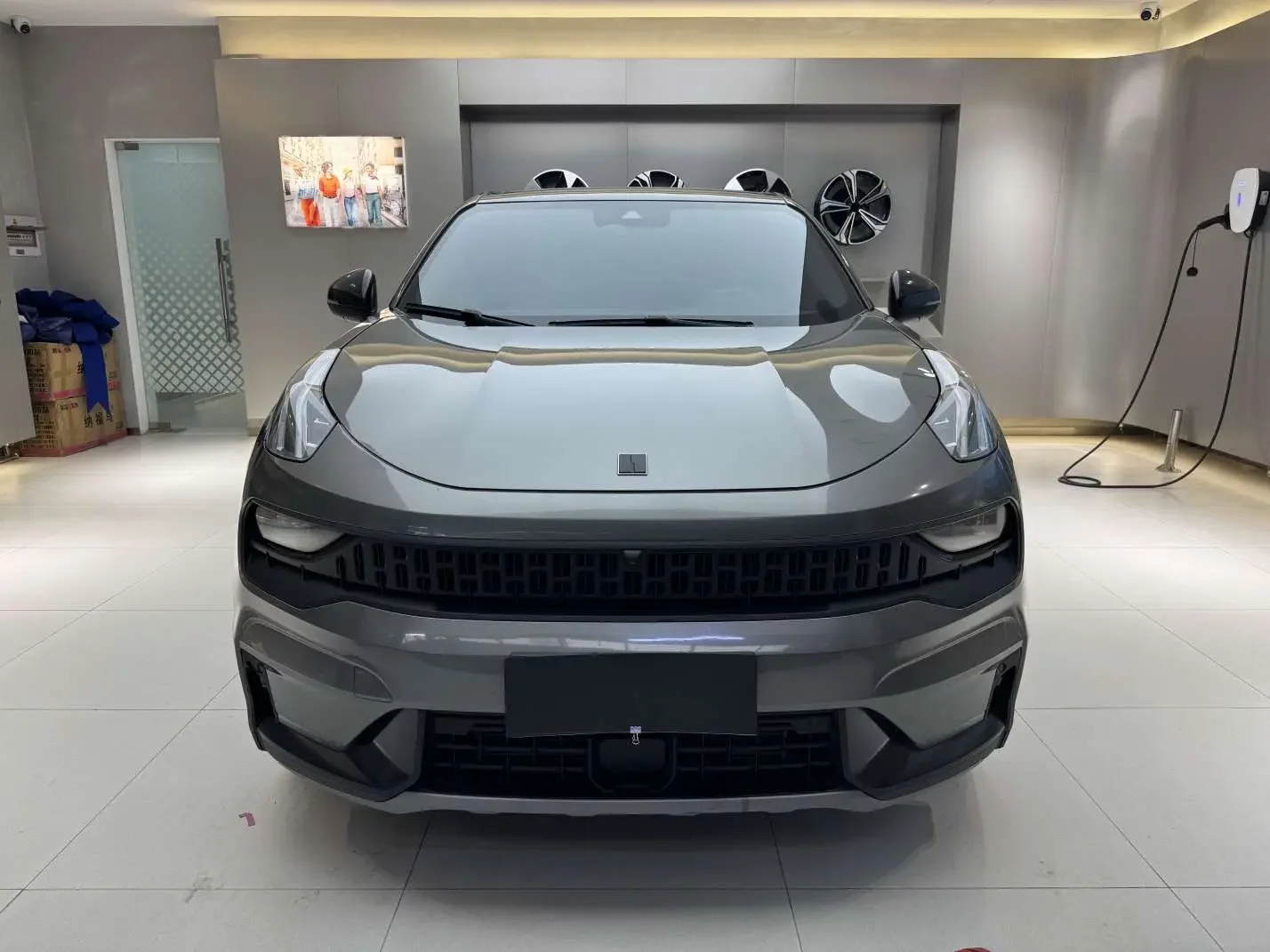 Lynk & Co 05
