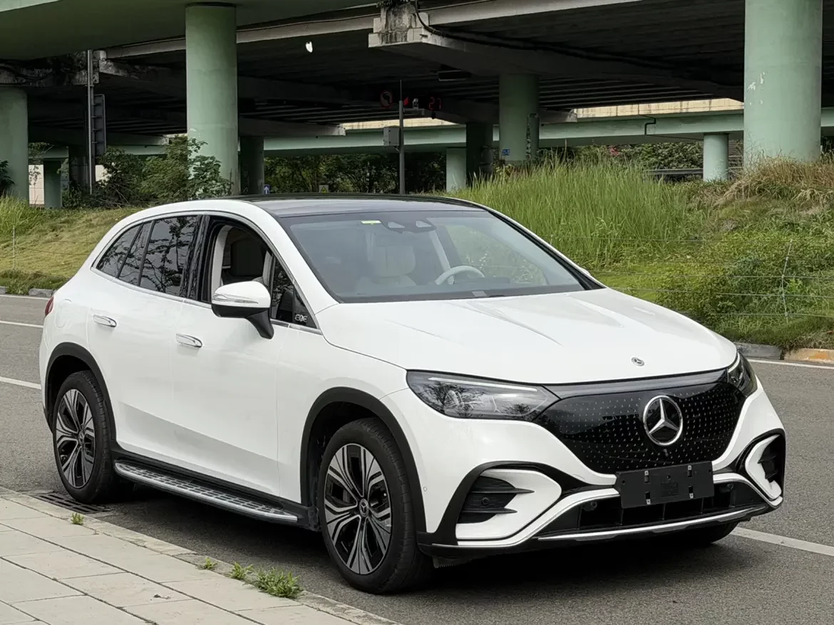 Mercedes-Benz EQE SUV