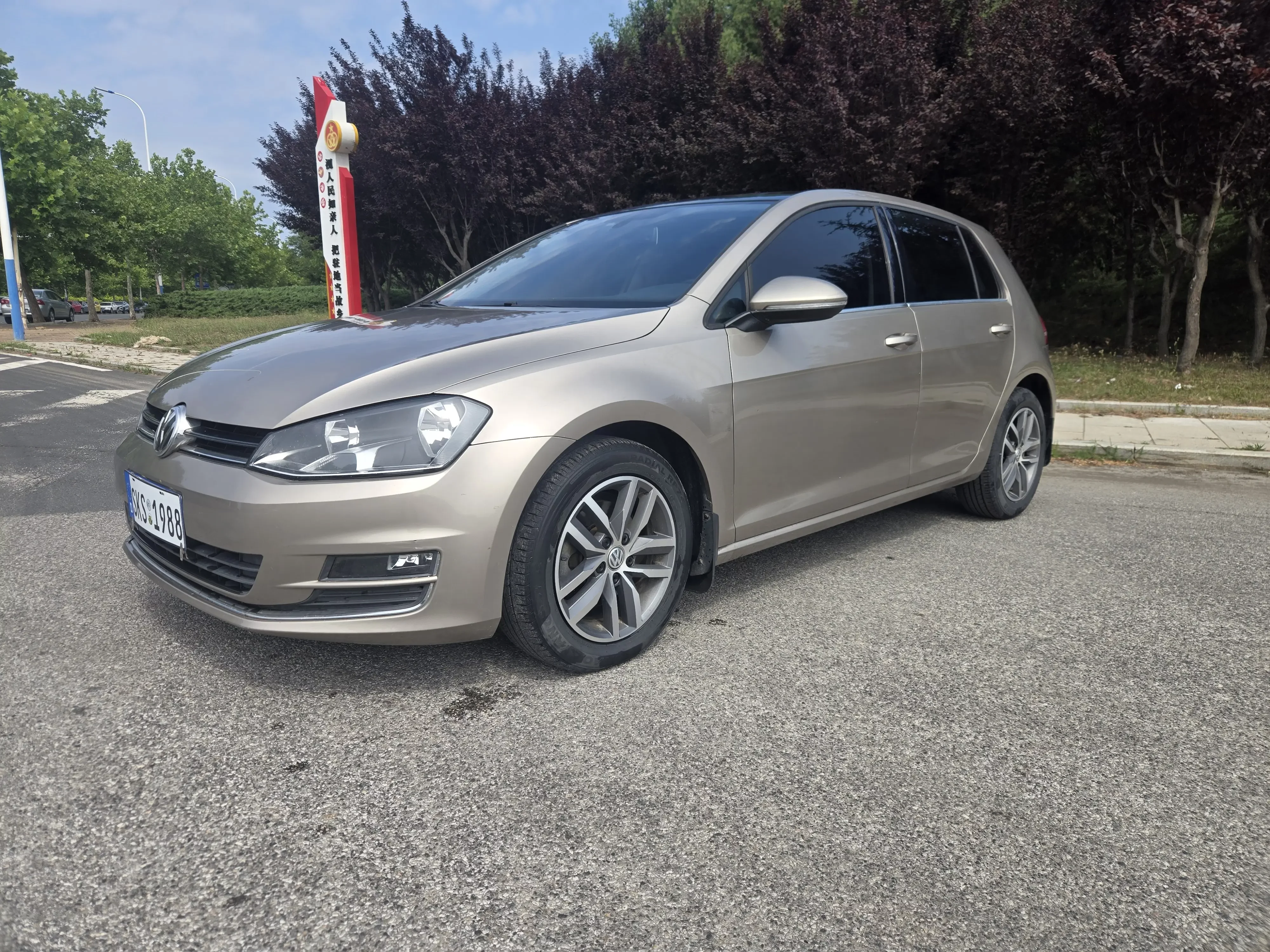 Volkswagen golf