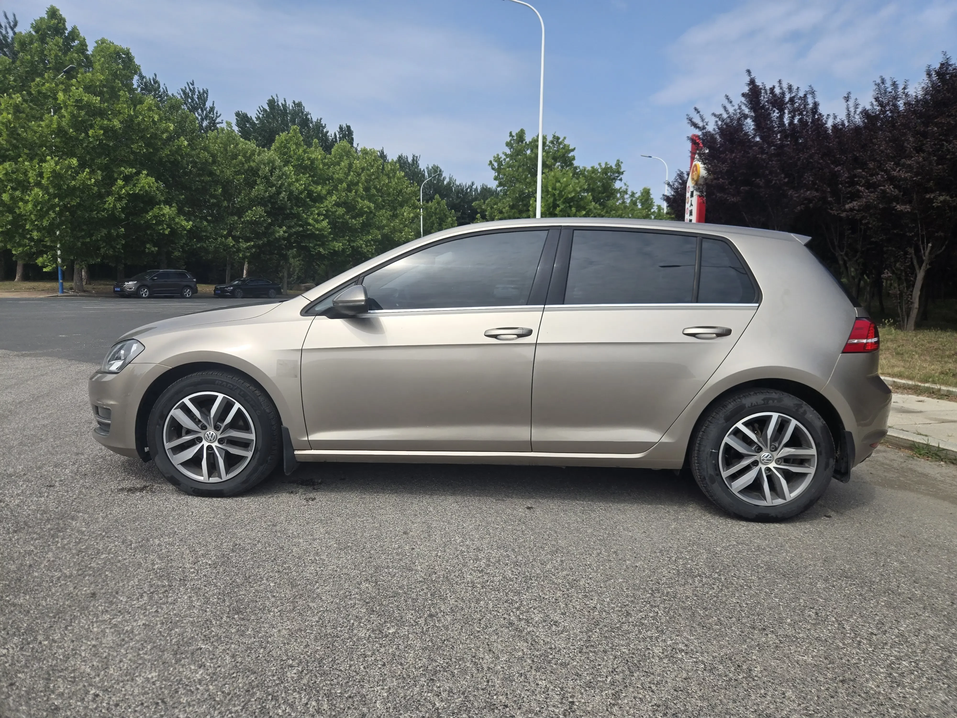 Volkswagen golf