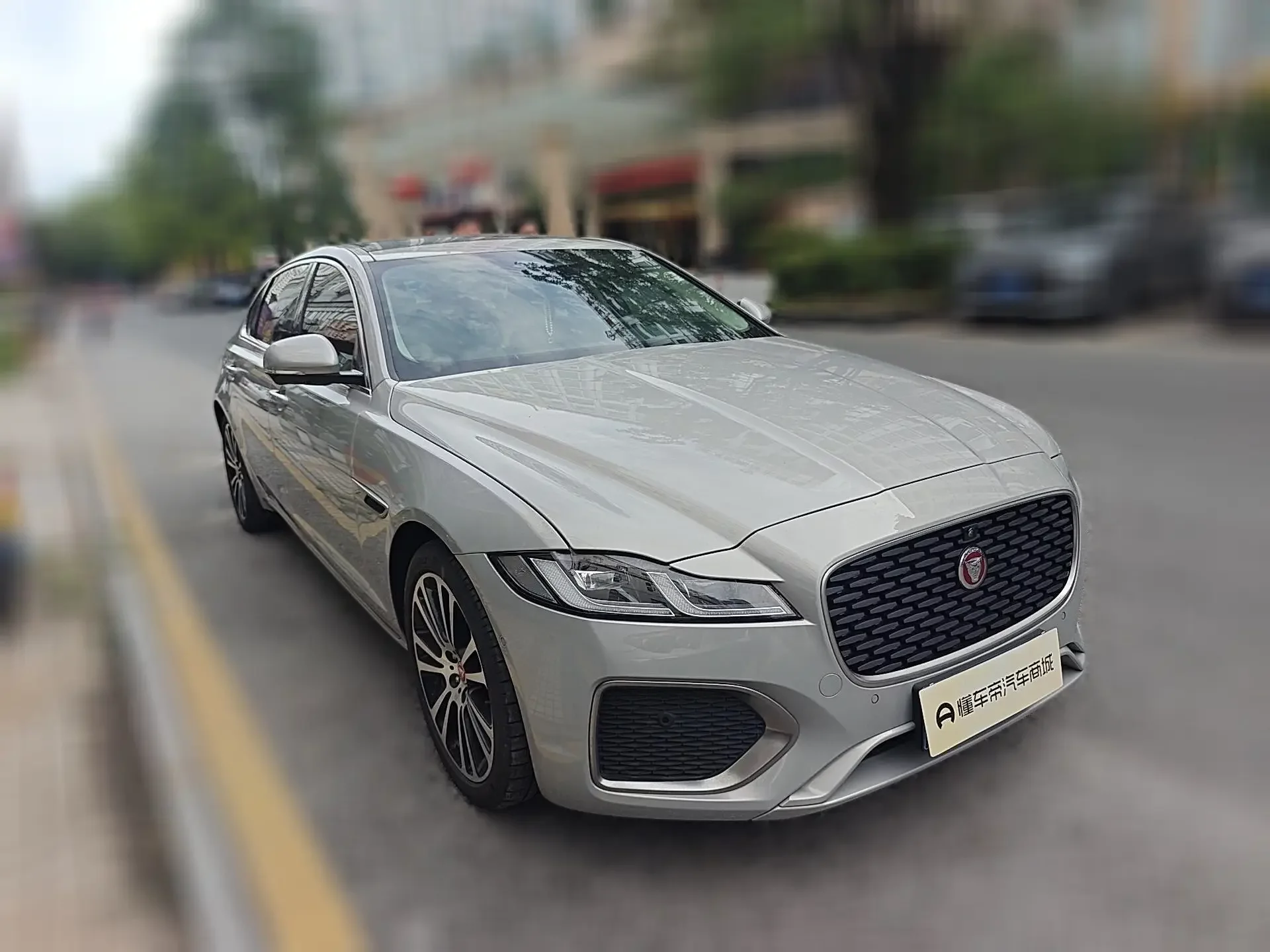 Jaguar XFL