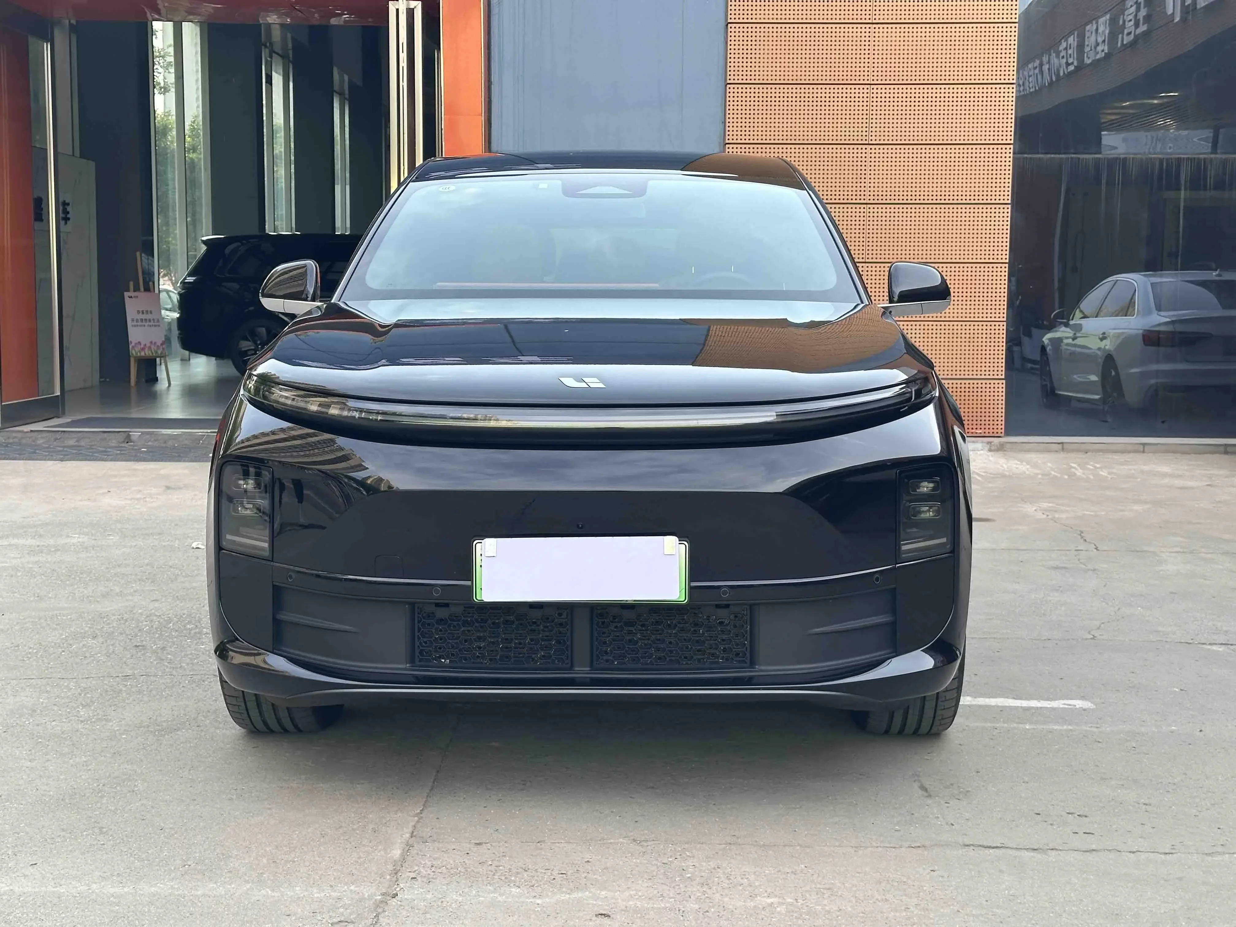 Lixiang L6