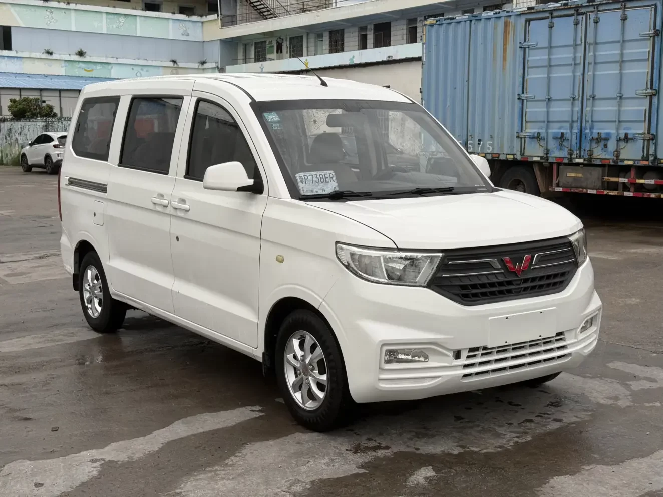 Wuling Hongguang V