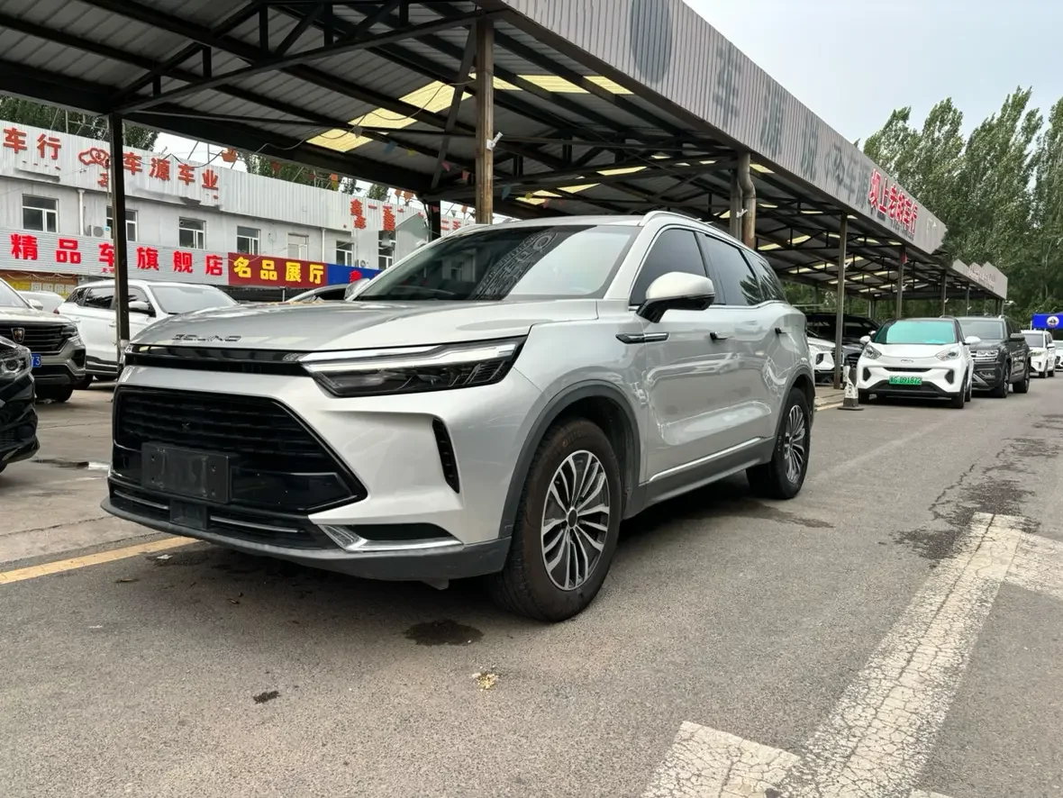 BAIC Beijing X7