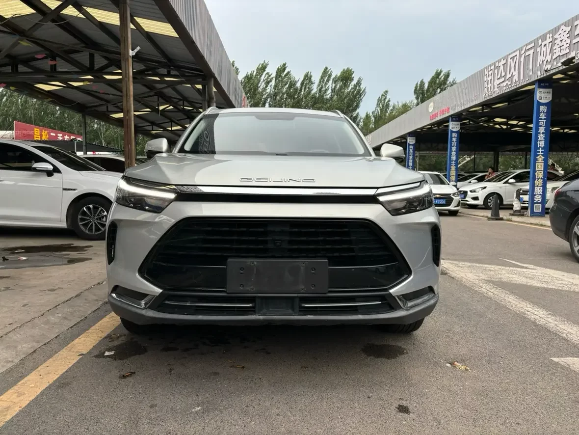 BAIC Beijing X7