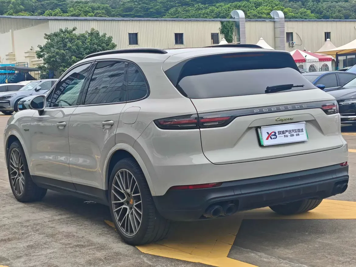 Porsche Cayenne E-Hybrid