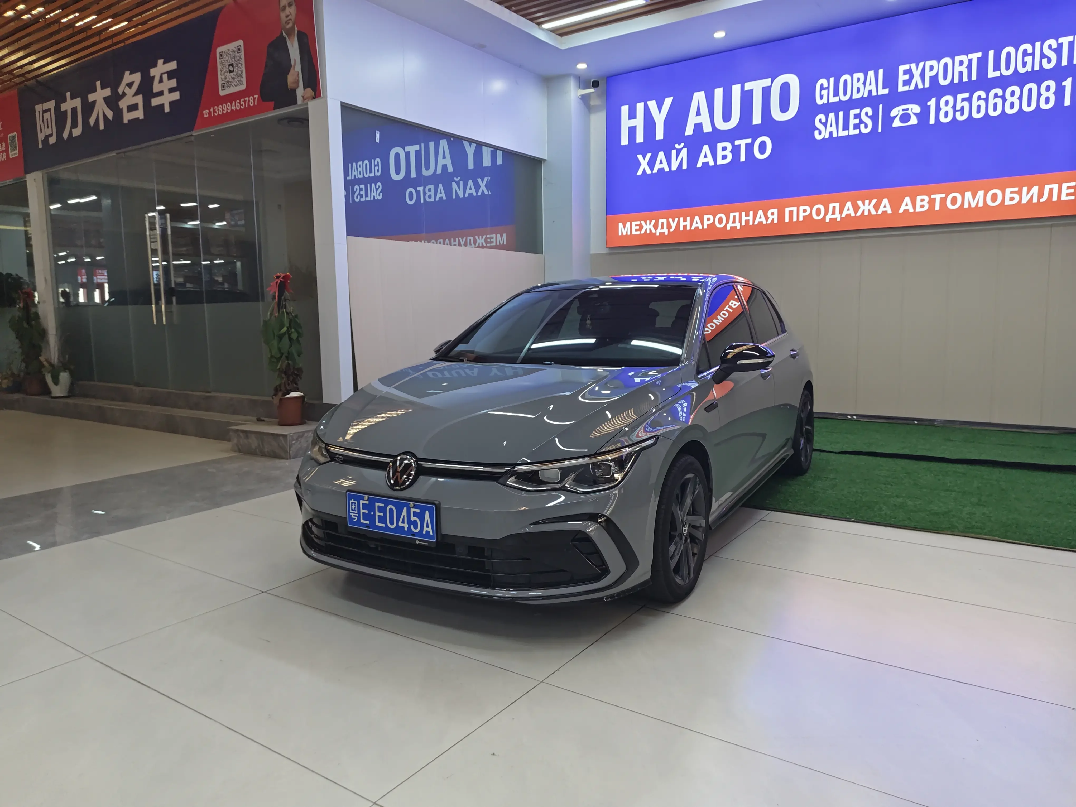 VOLKSWAGEN GOLF