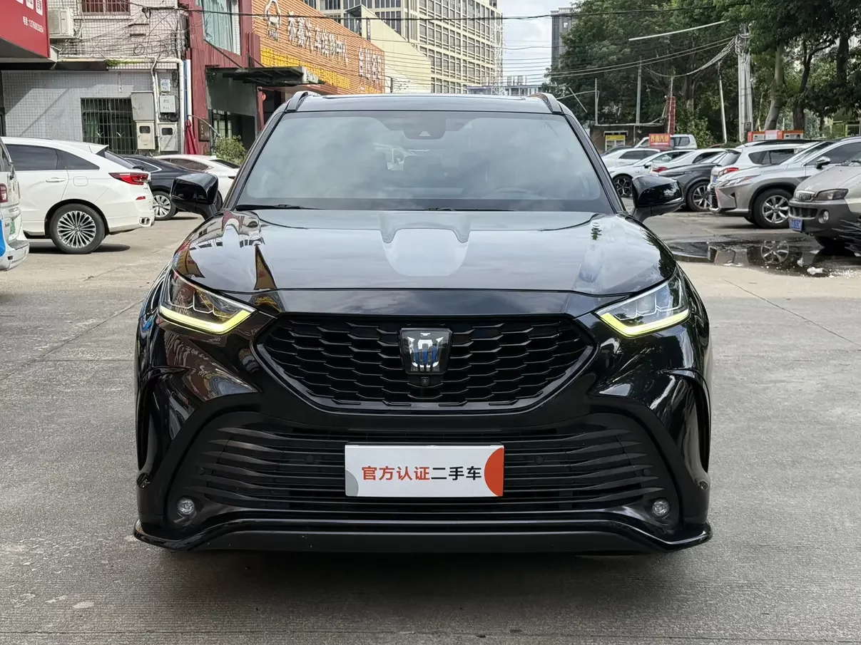 Toyota Crown Kluger