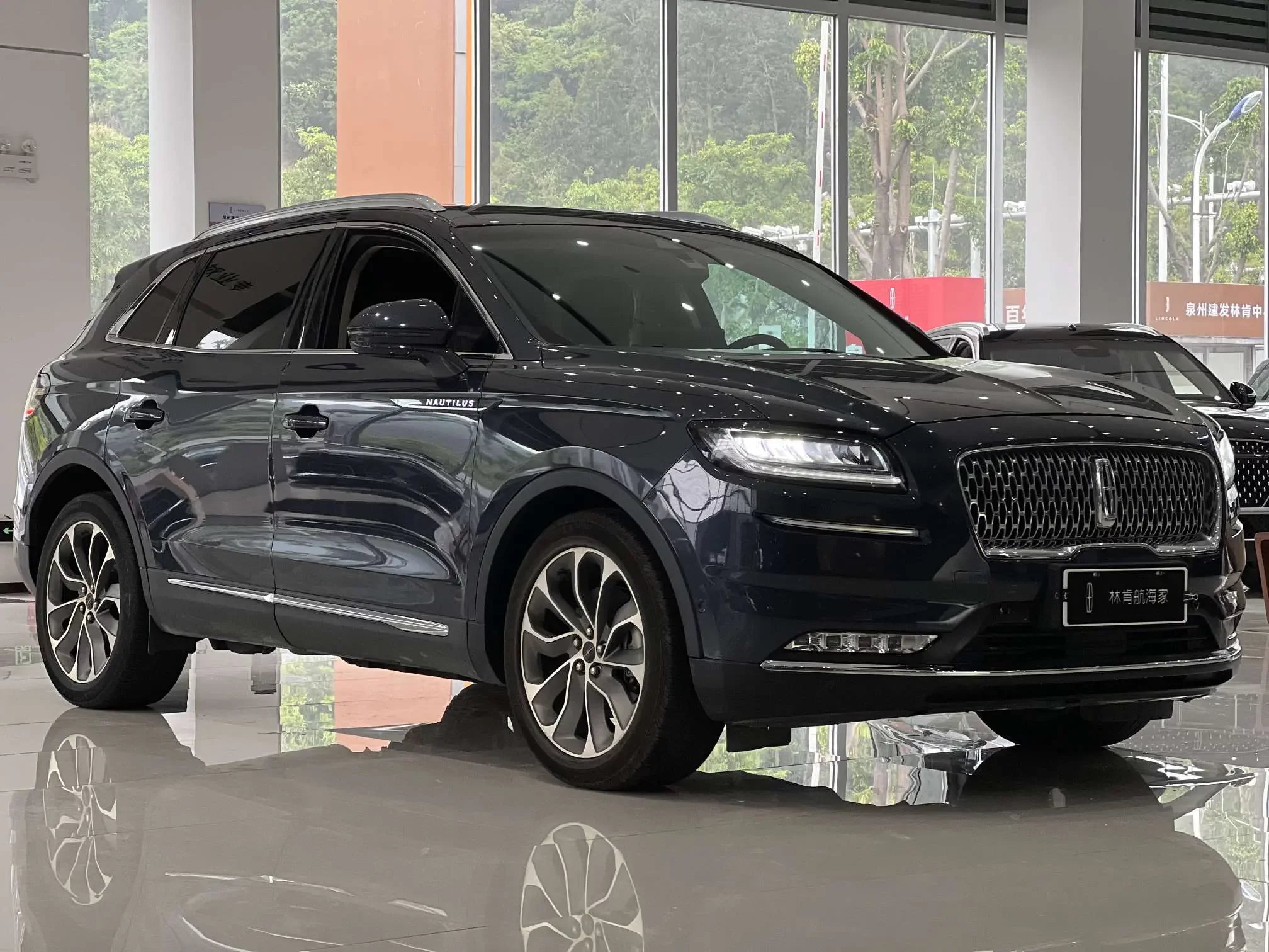 Lincoln navigator