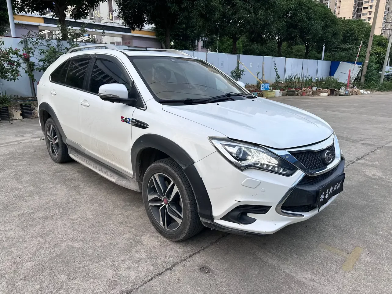 BYD Tang DM