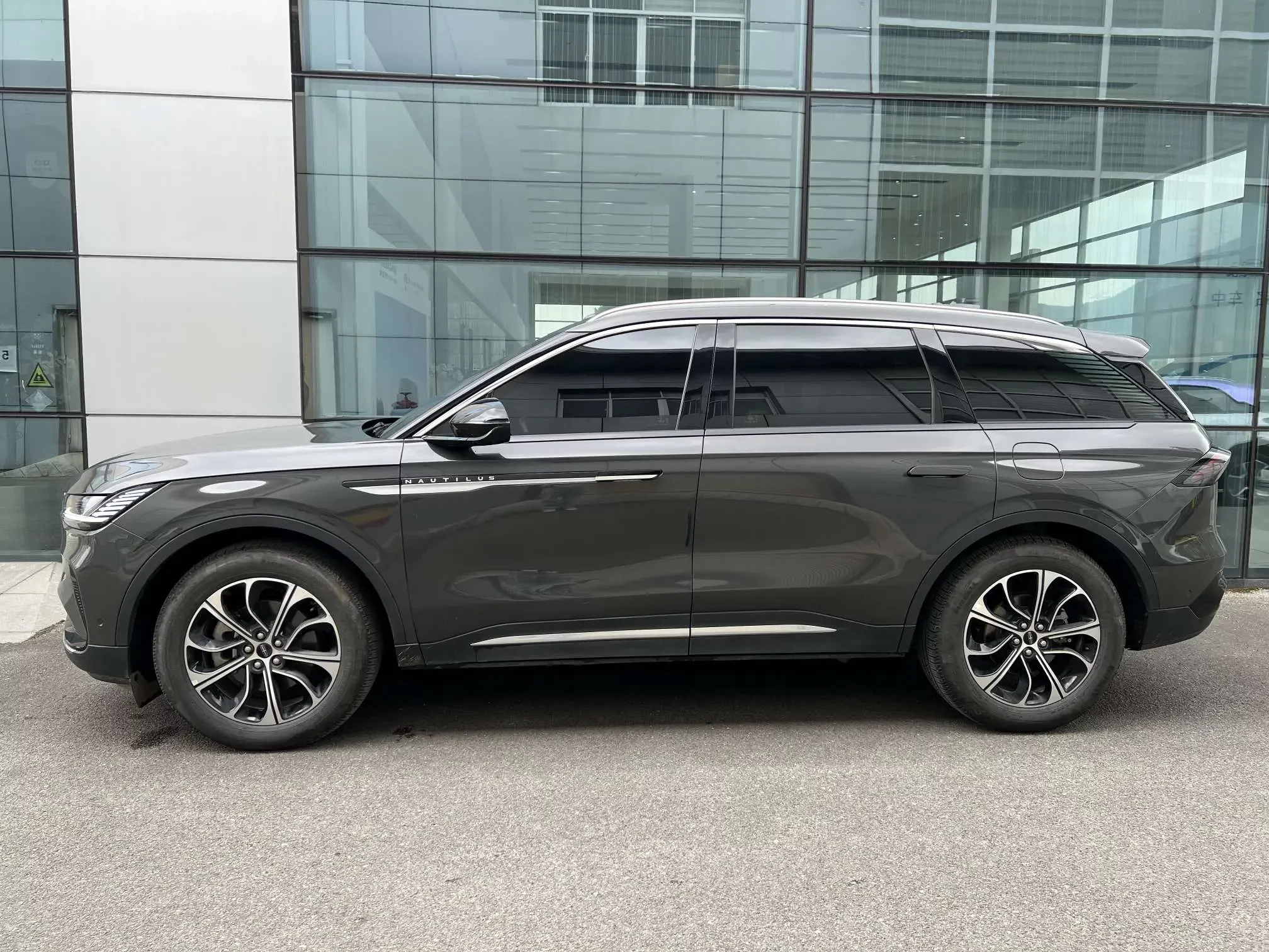 Lincoln navigator