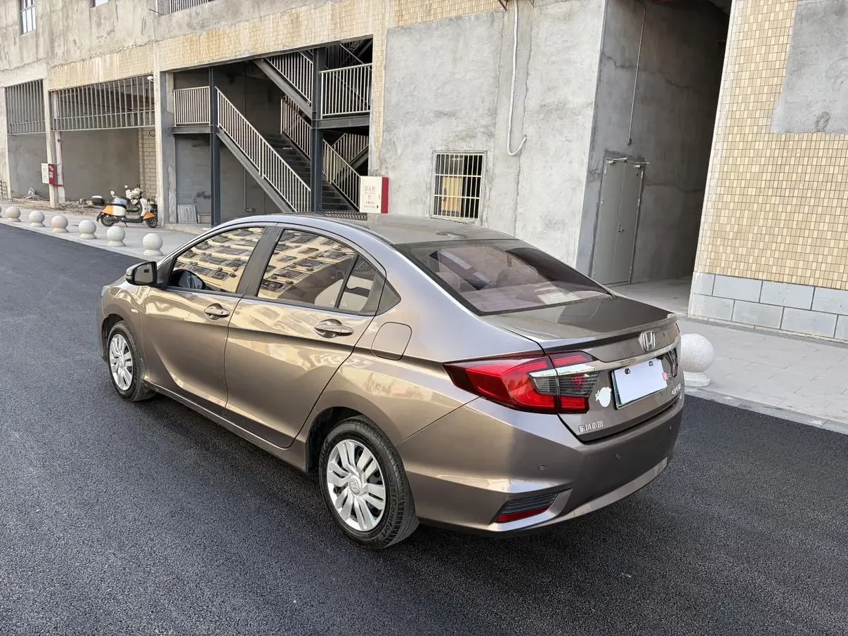 Honda Gray