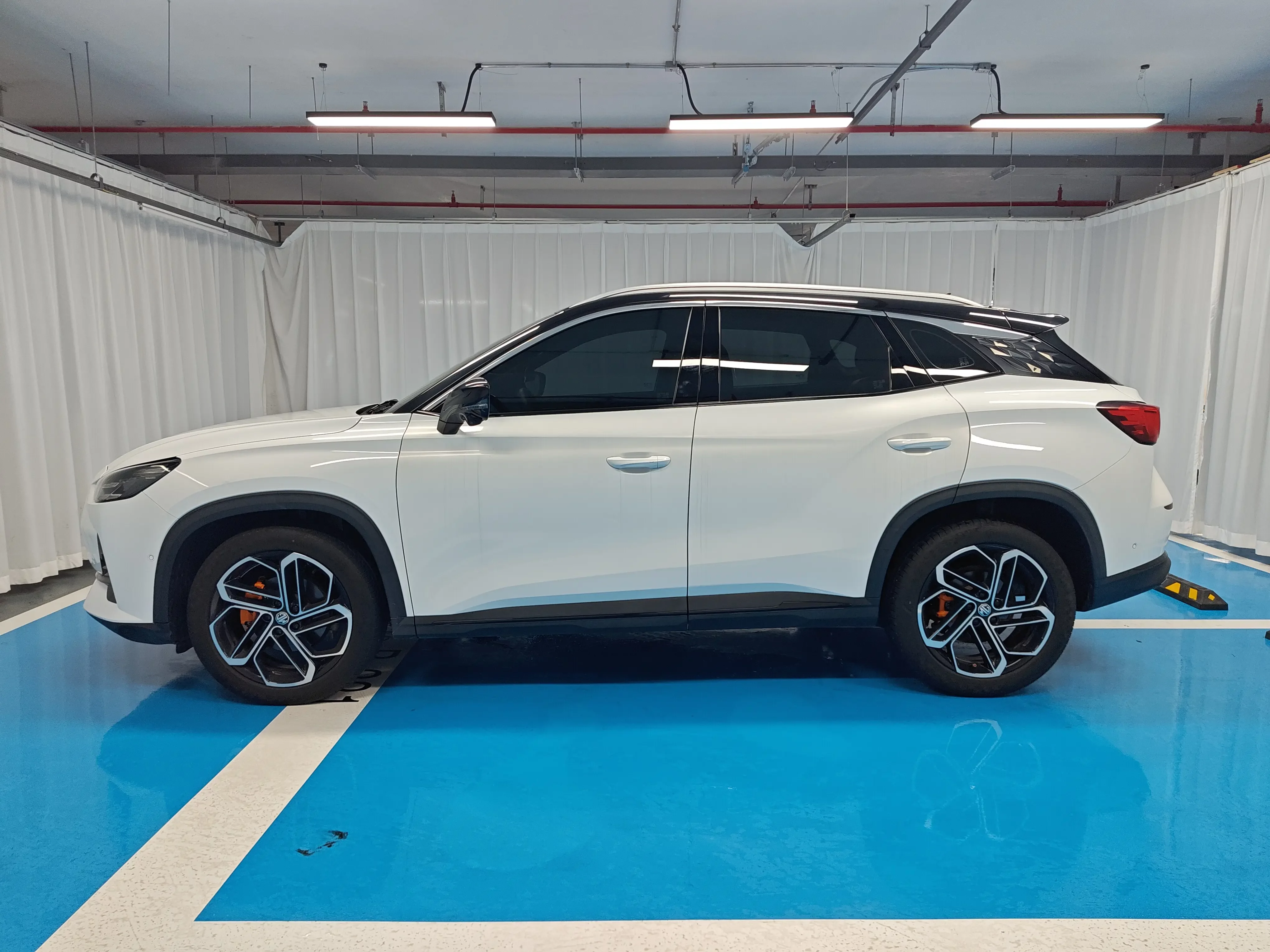 MG ONE