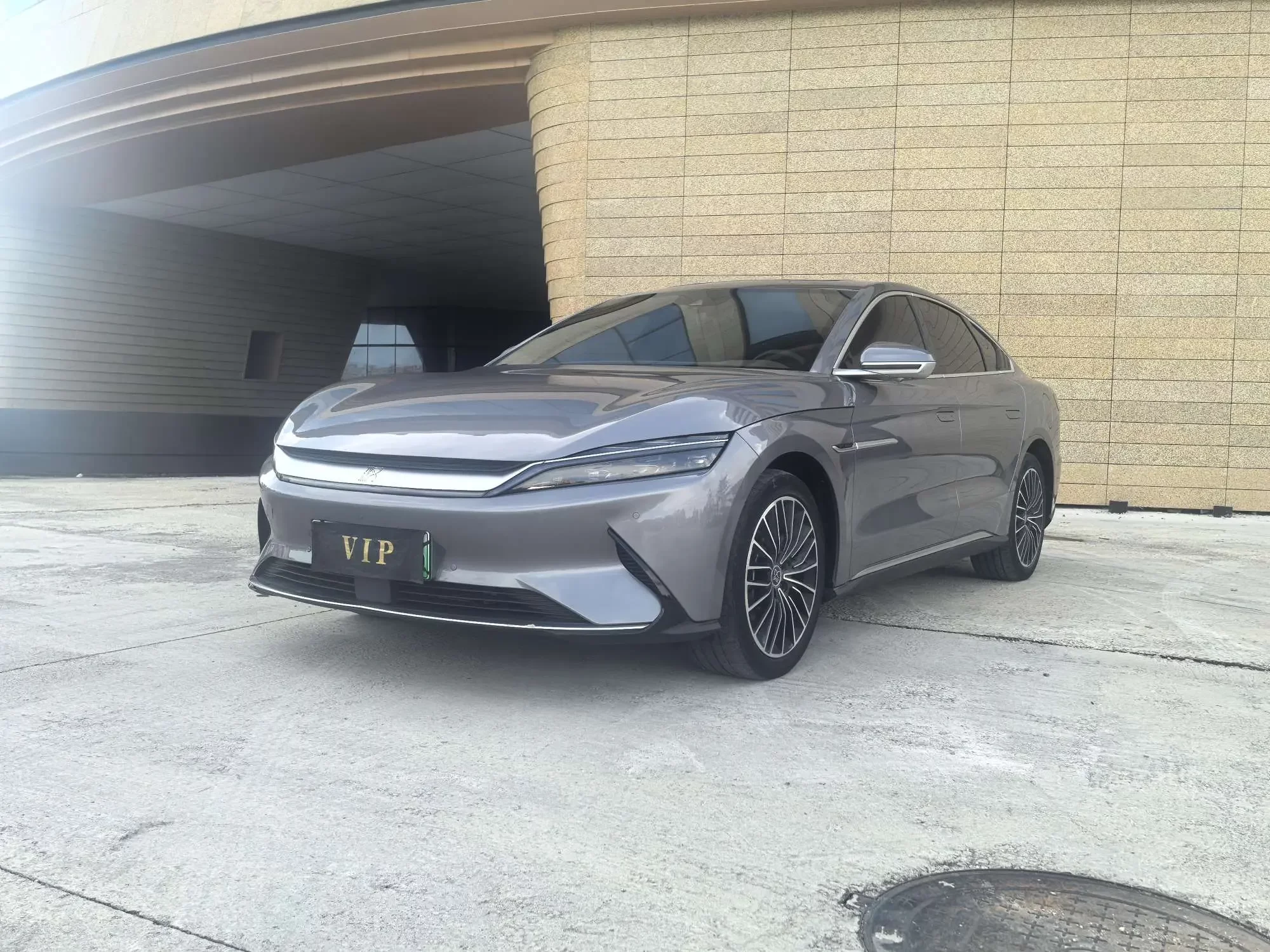 BYD Han EV