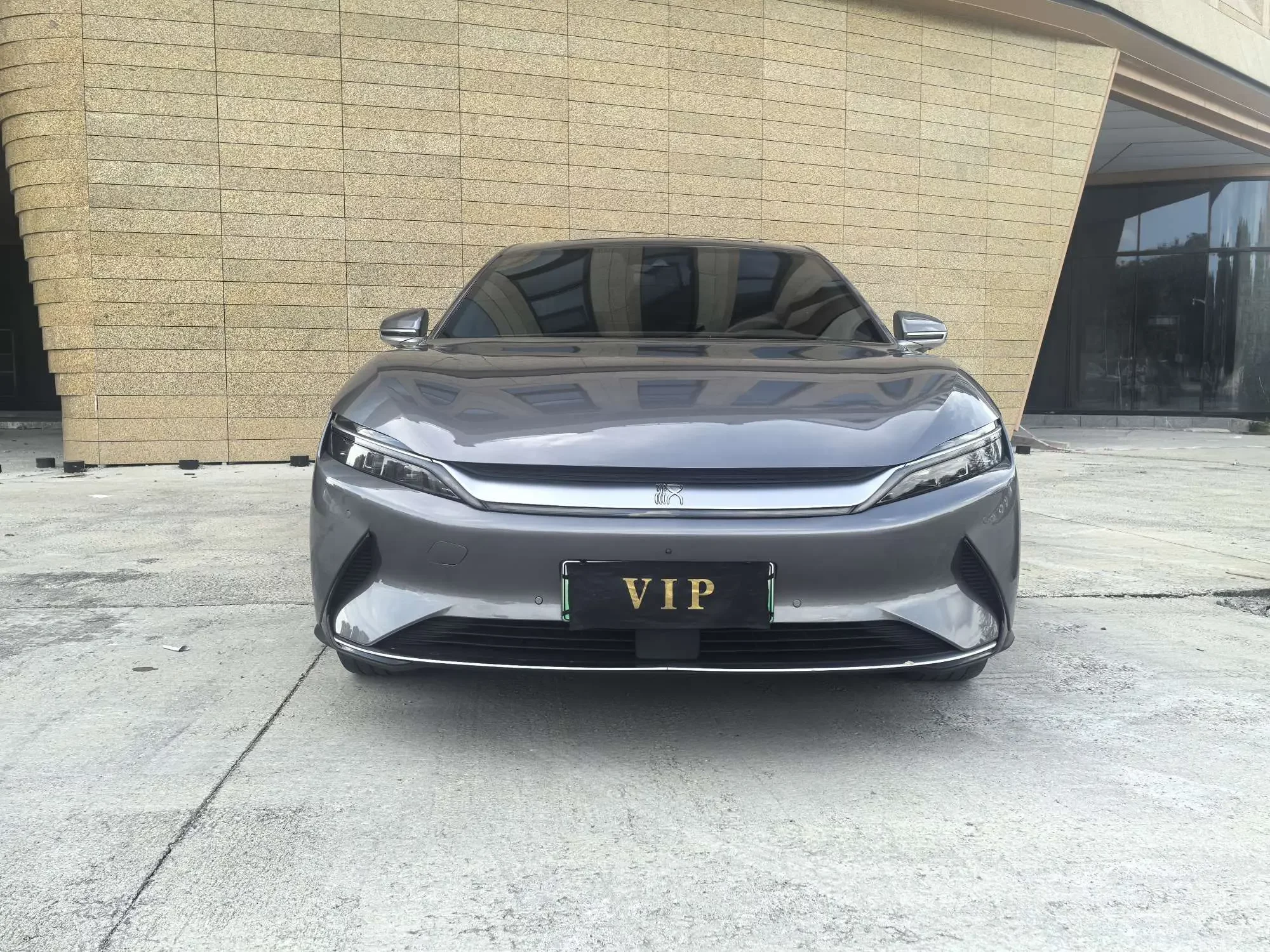 BYD Han EV