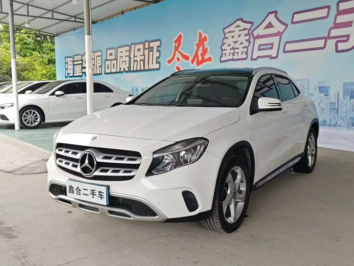 Mercedes-Benz GLA