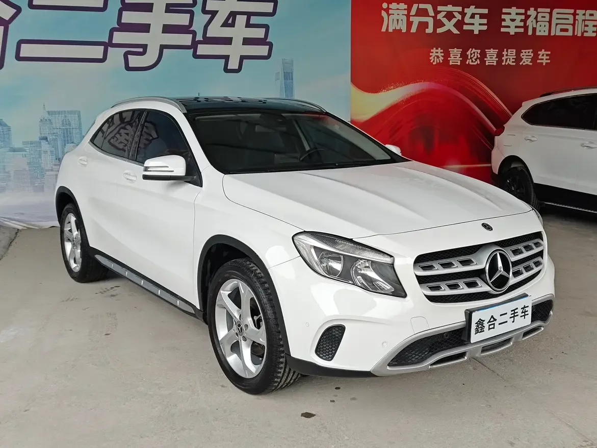 Mercedes-Benz GLA
