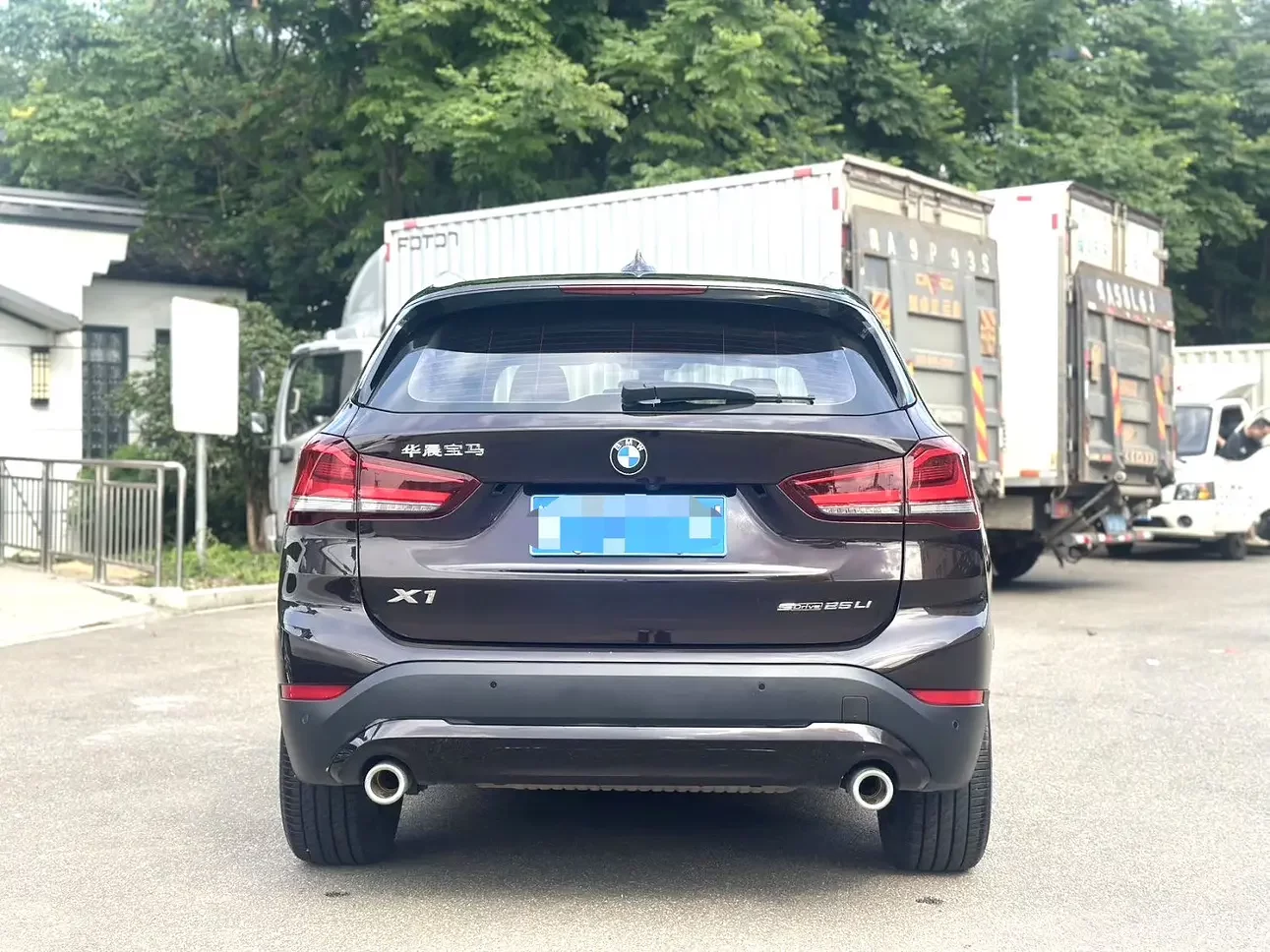 BMW X1