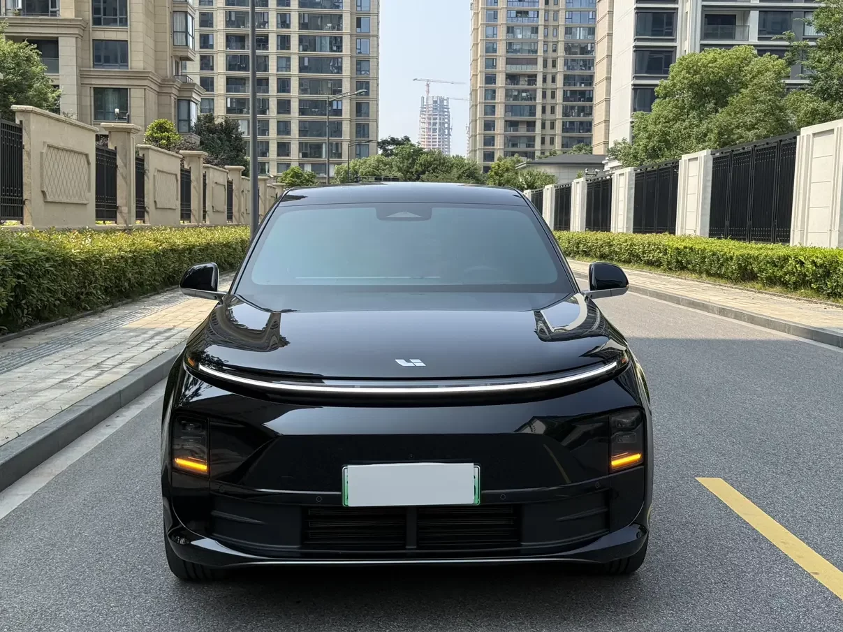 Lixiang L6