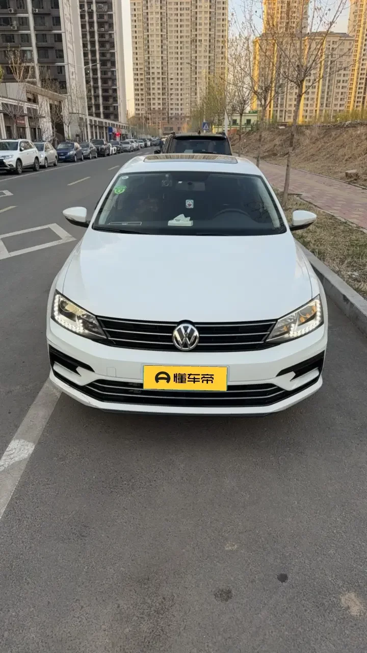 Volkswagen Sagitar