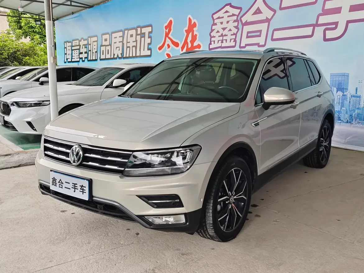 Volkswagen Tiguan L