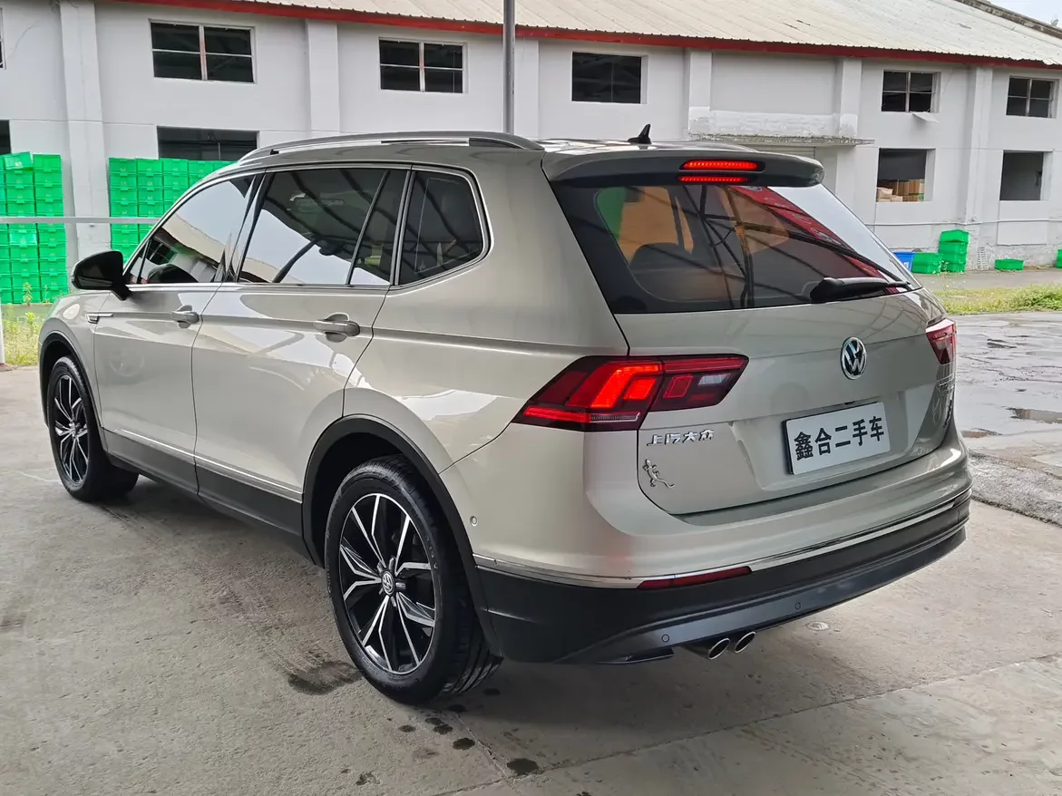 Volkswagen Tiguan L