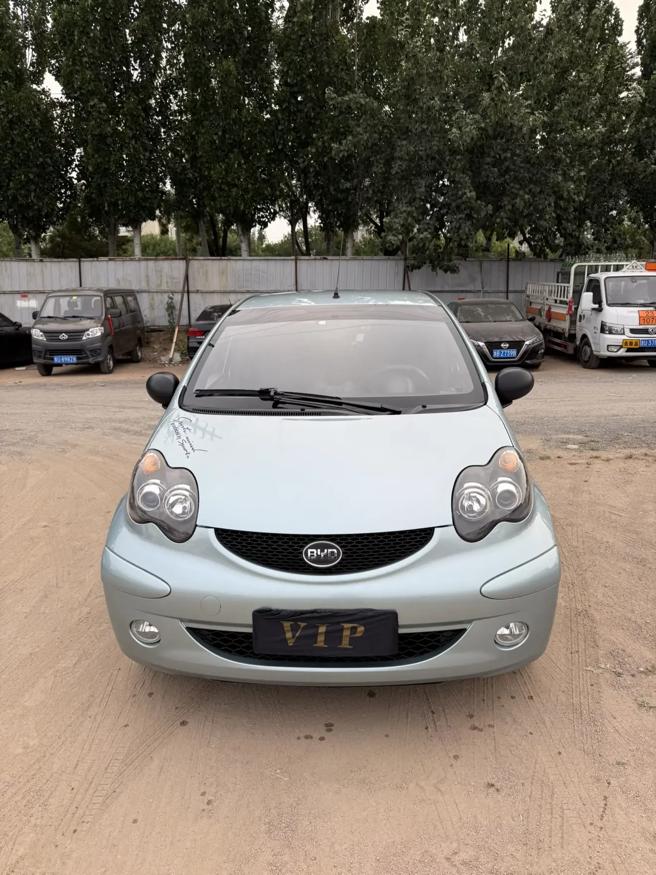 BYD F0